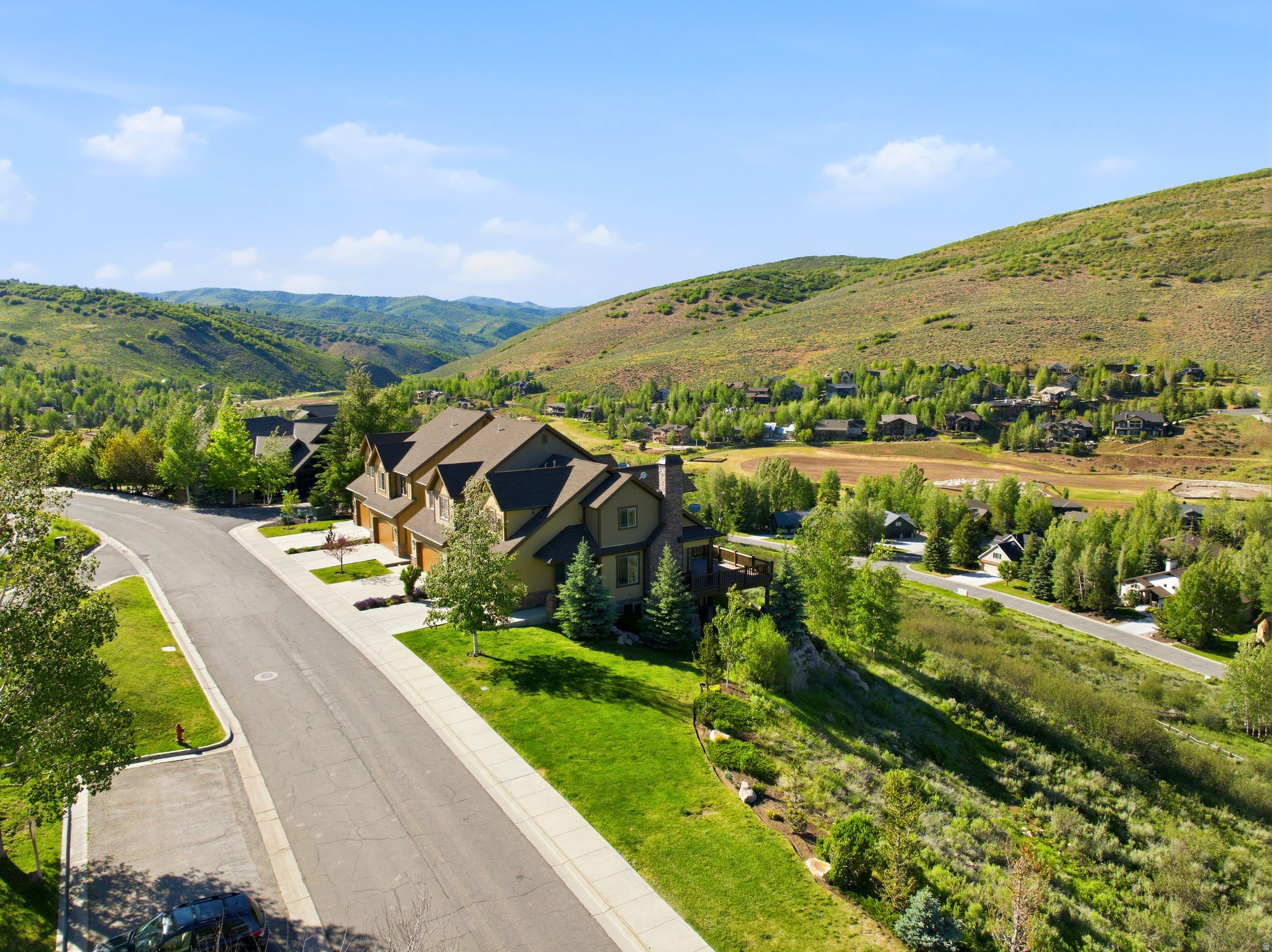 main property photo 50