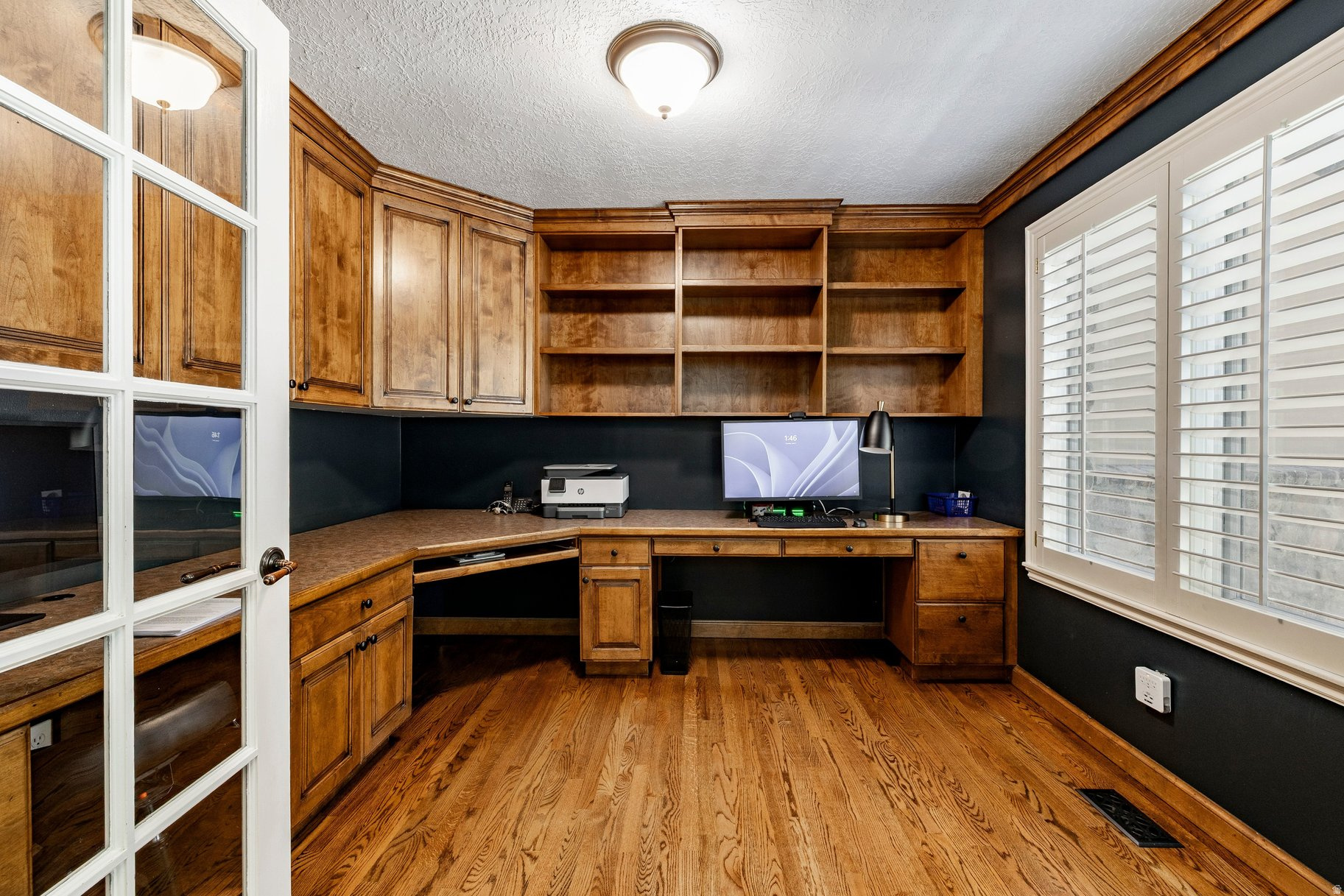 main property photo 26