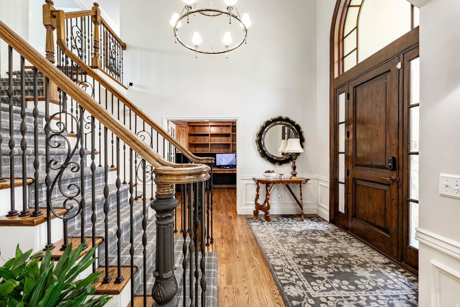 main property photo 28