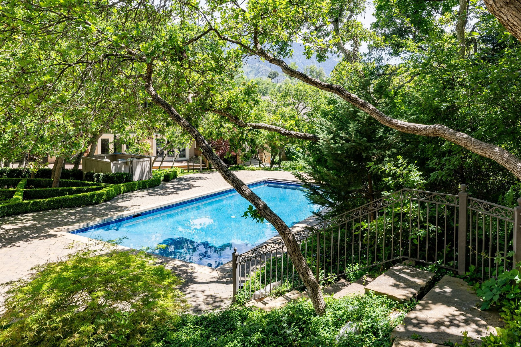 main property photo 58