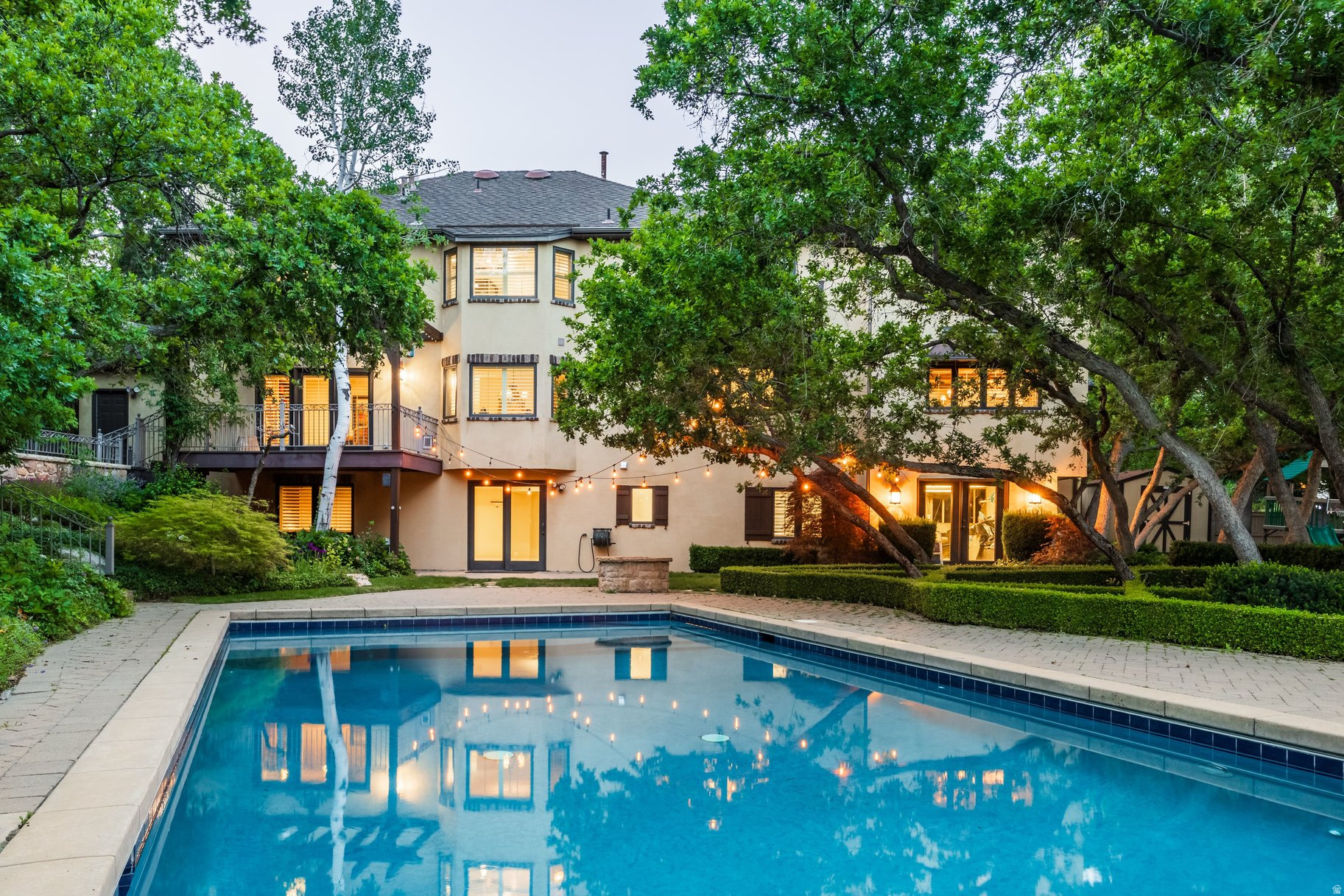 main property photo 75