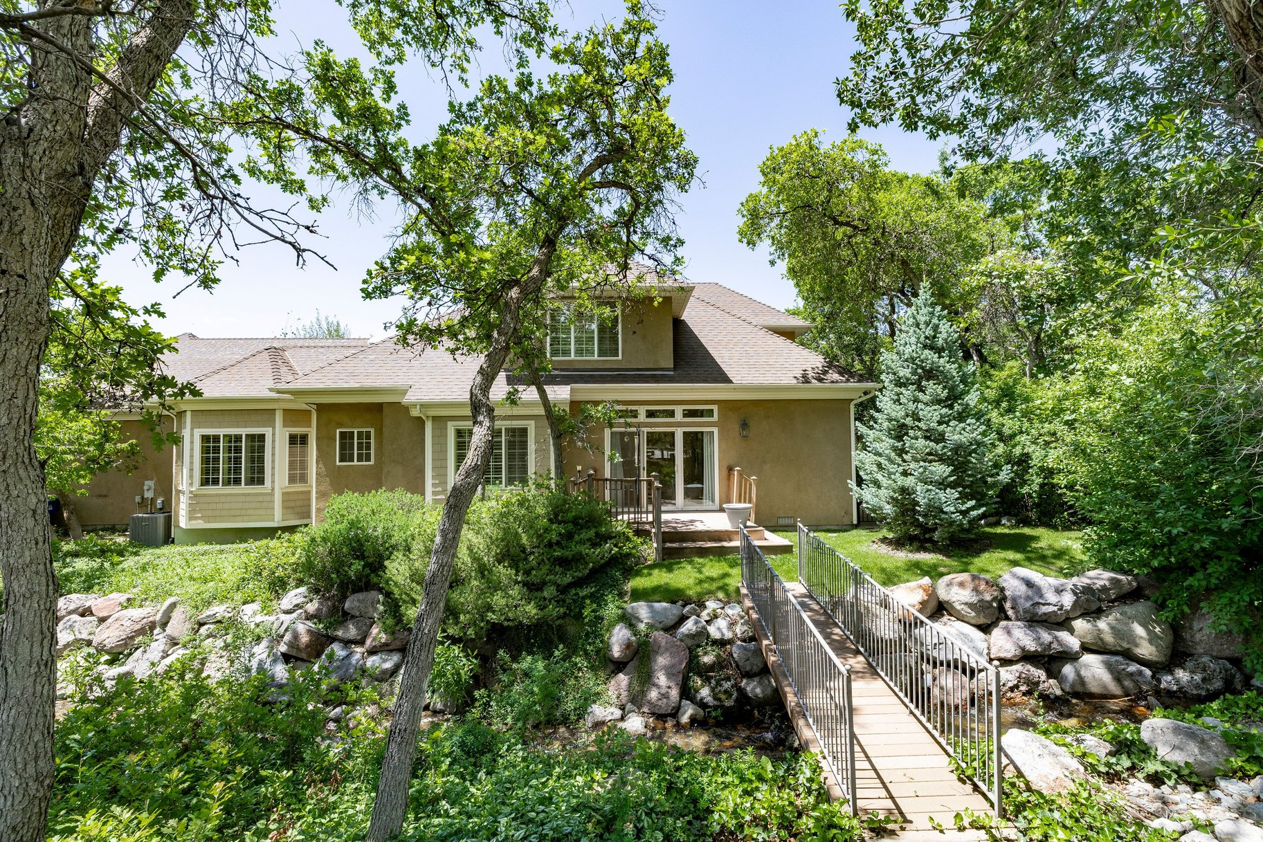 main property photo 37