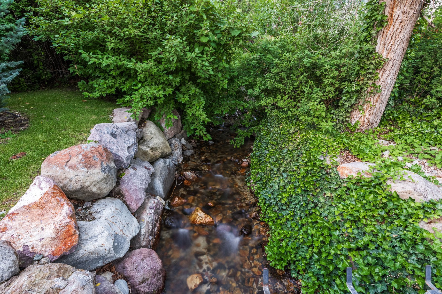 main property photo 49