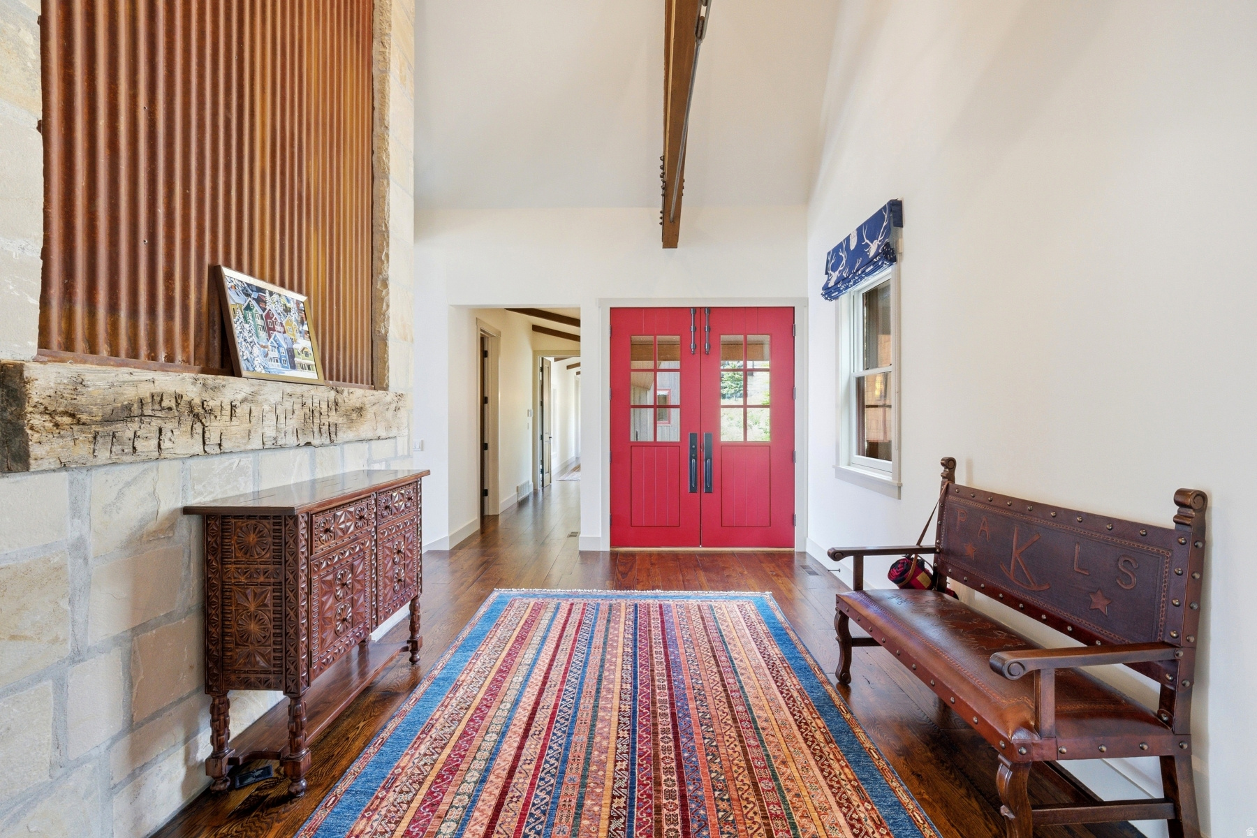 main property photo 11