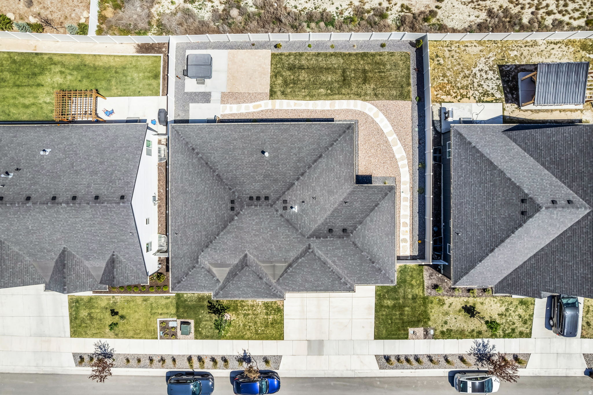 main property photo 44