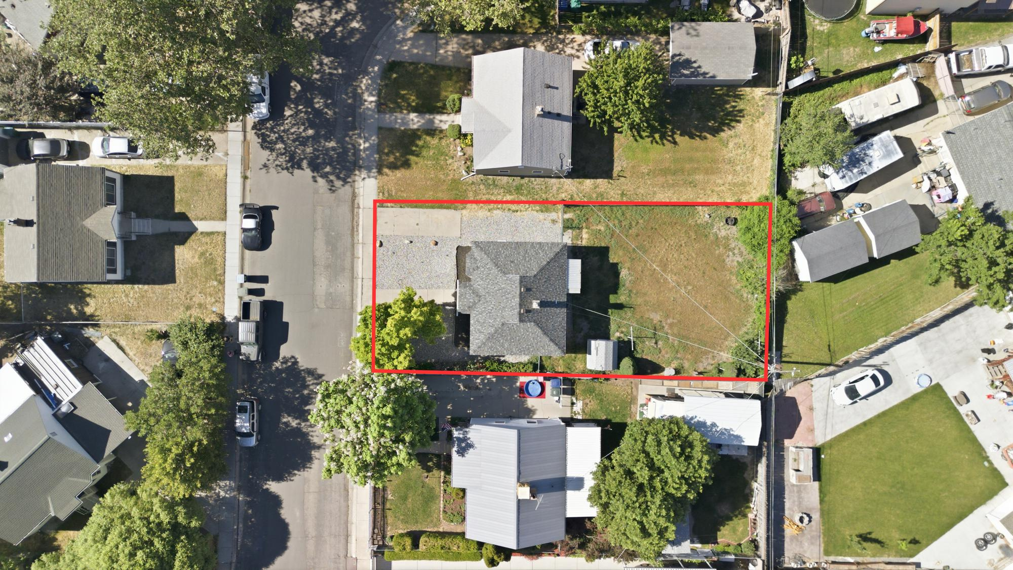 main property photo 24