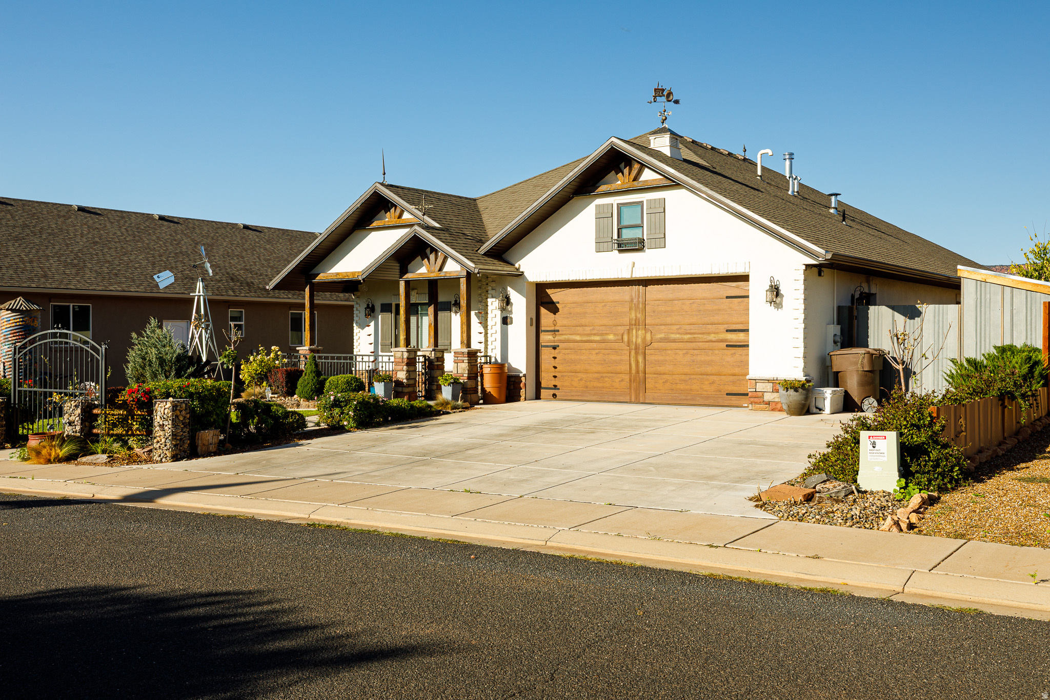 main property photo 39