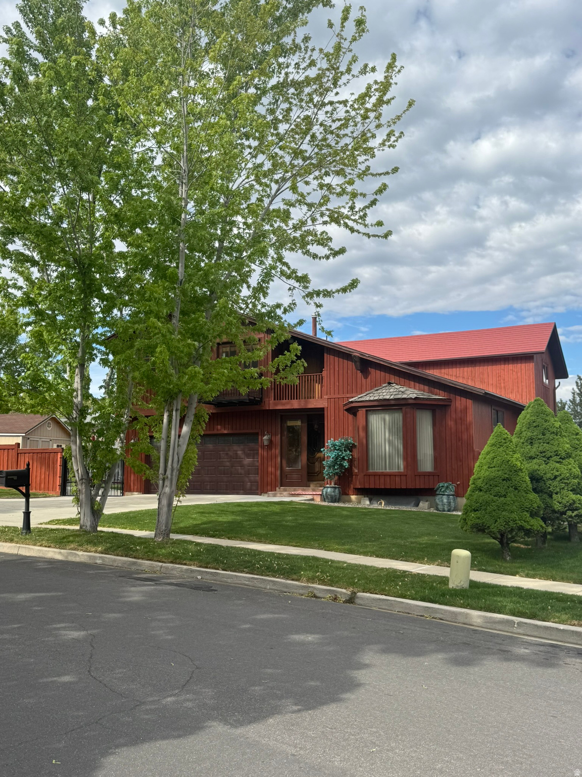 main property photo 24