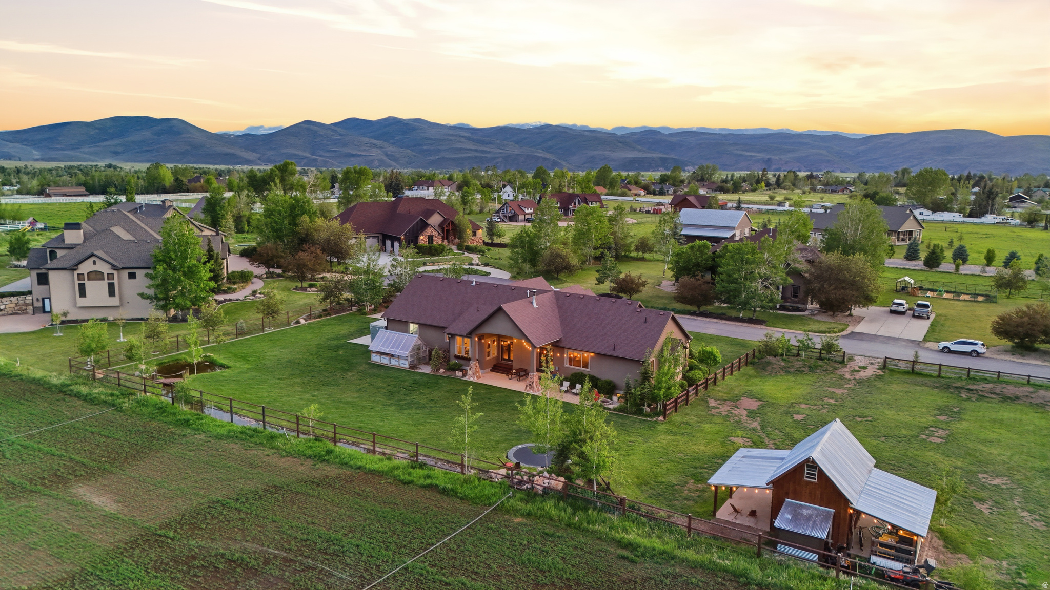main property photo 4