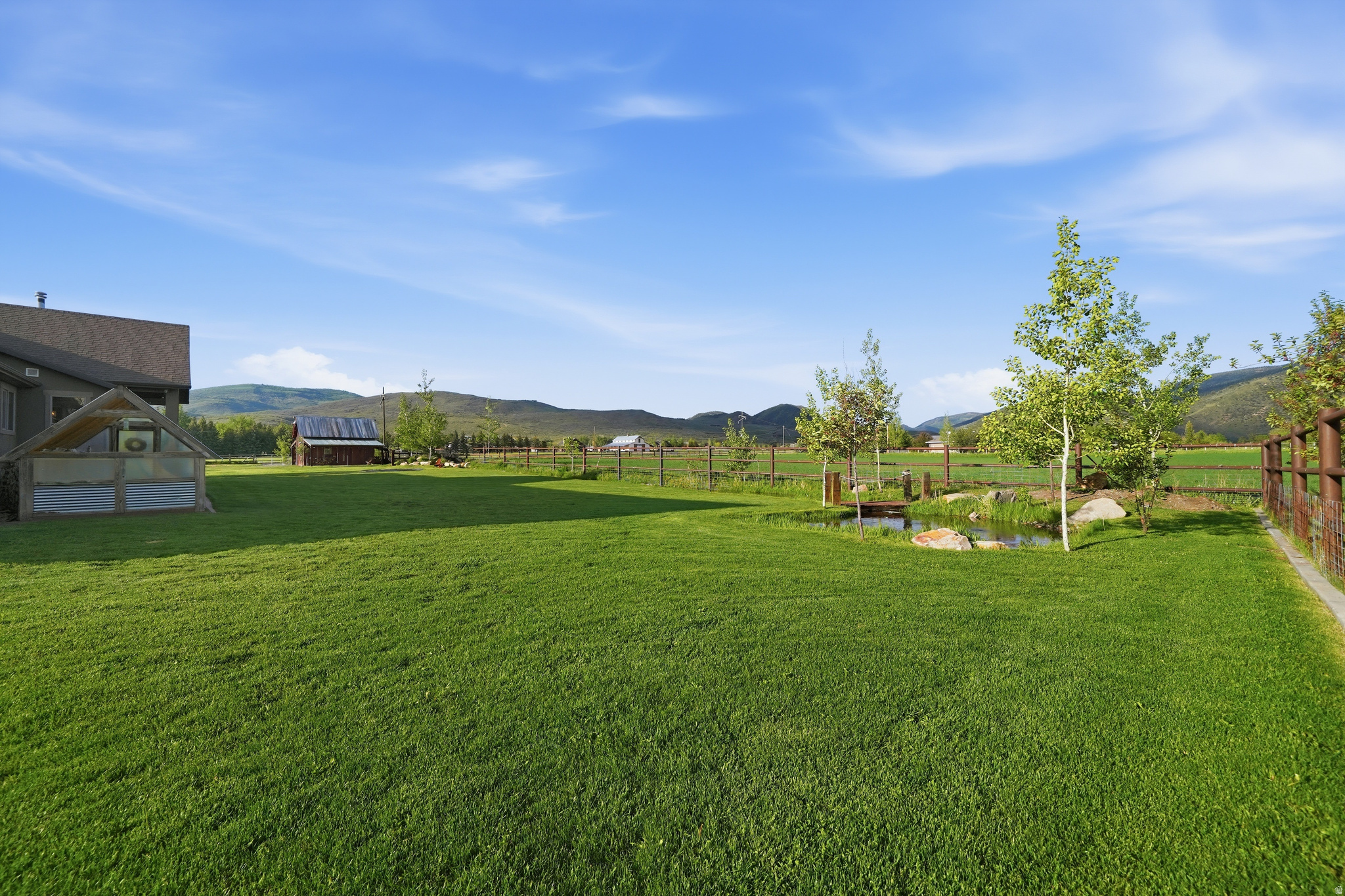main property photo 50