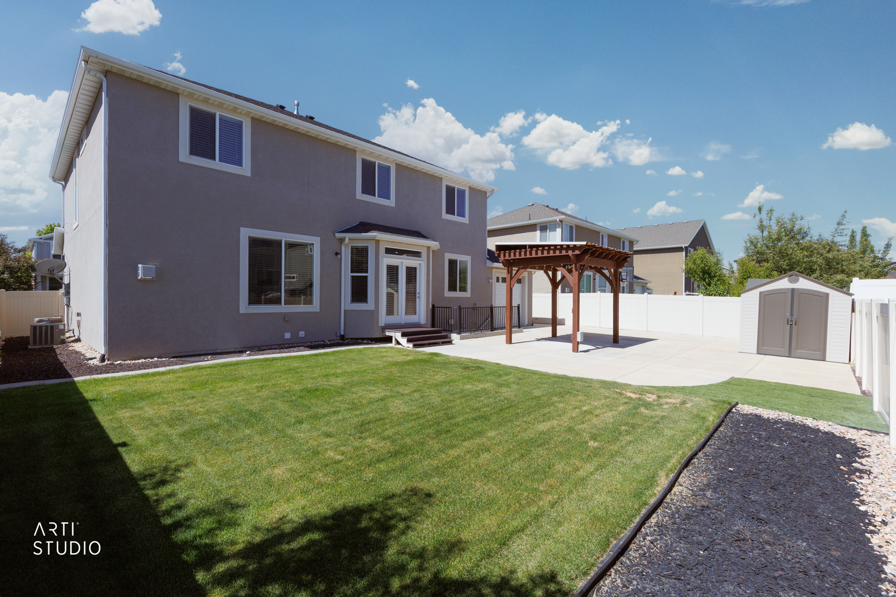 main property photo 39