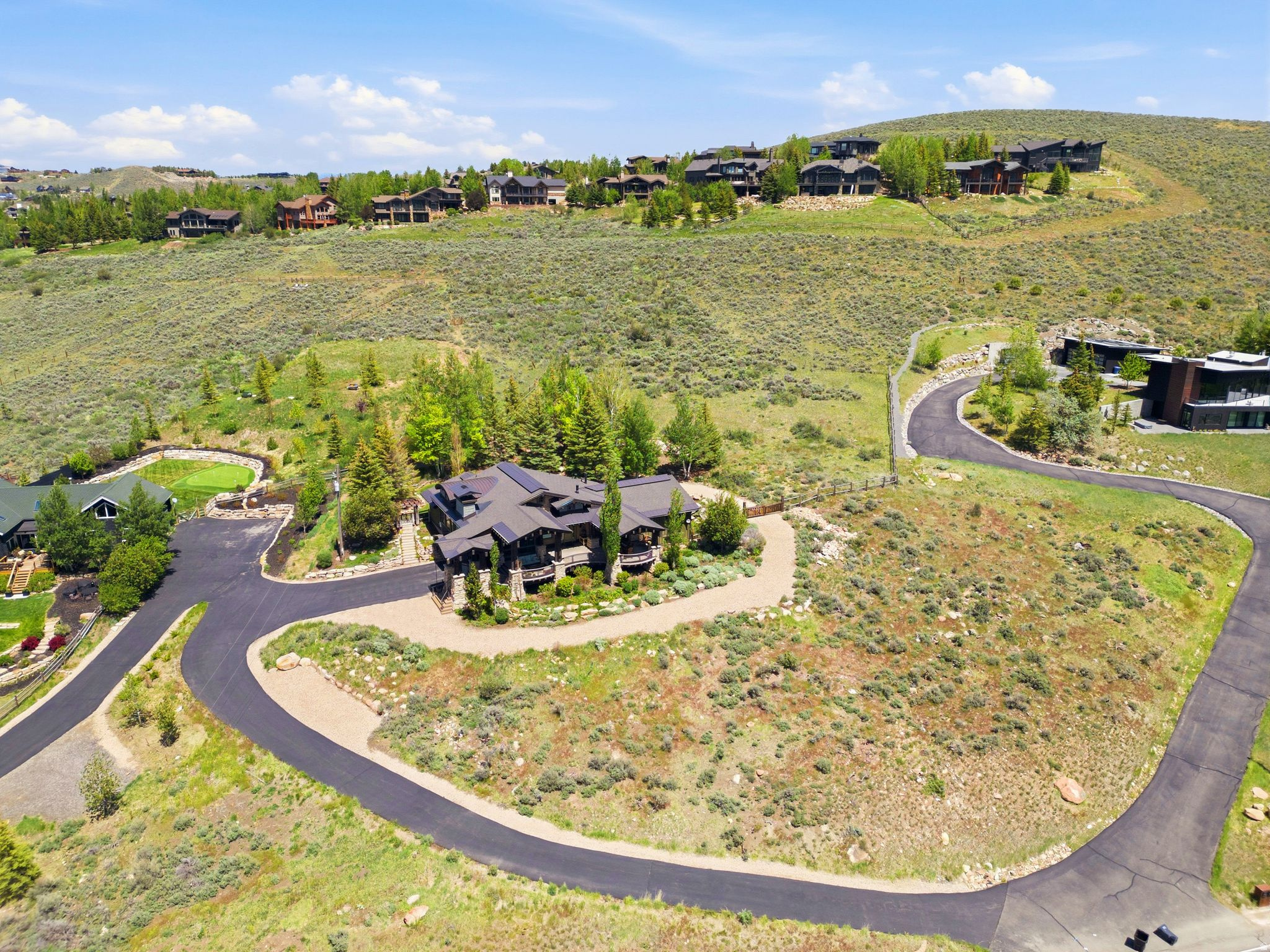main property photo 123