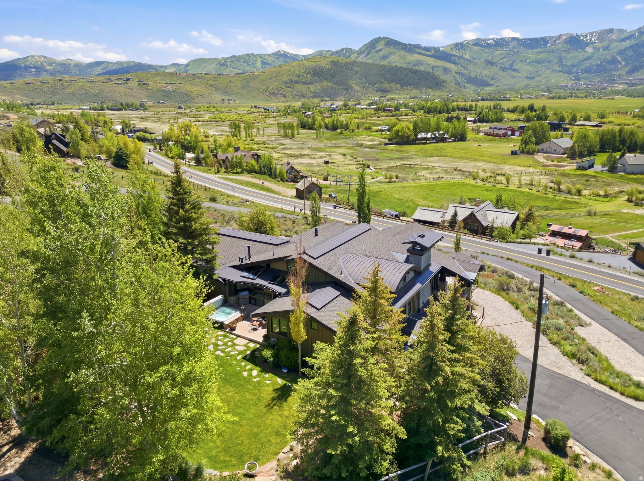 main property photo 124
