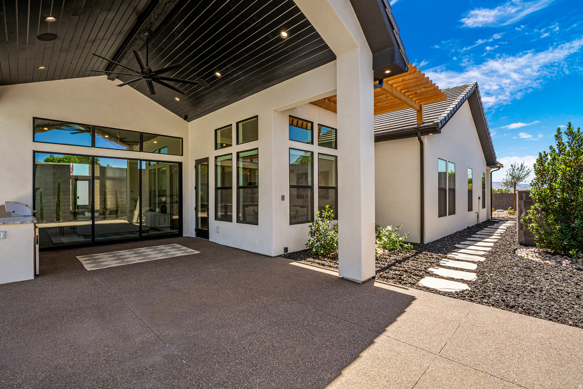 main property photo 65