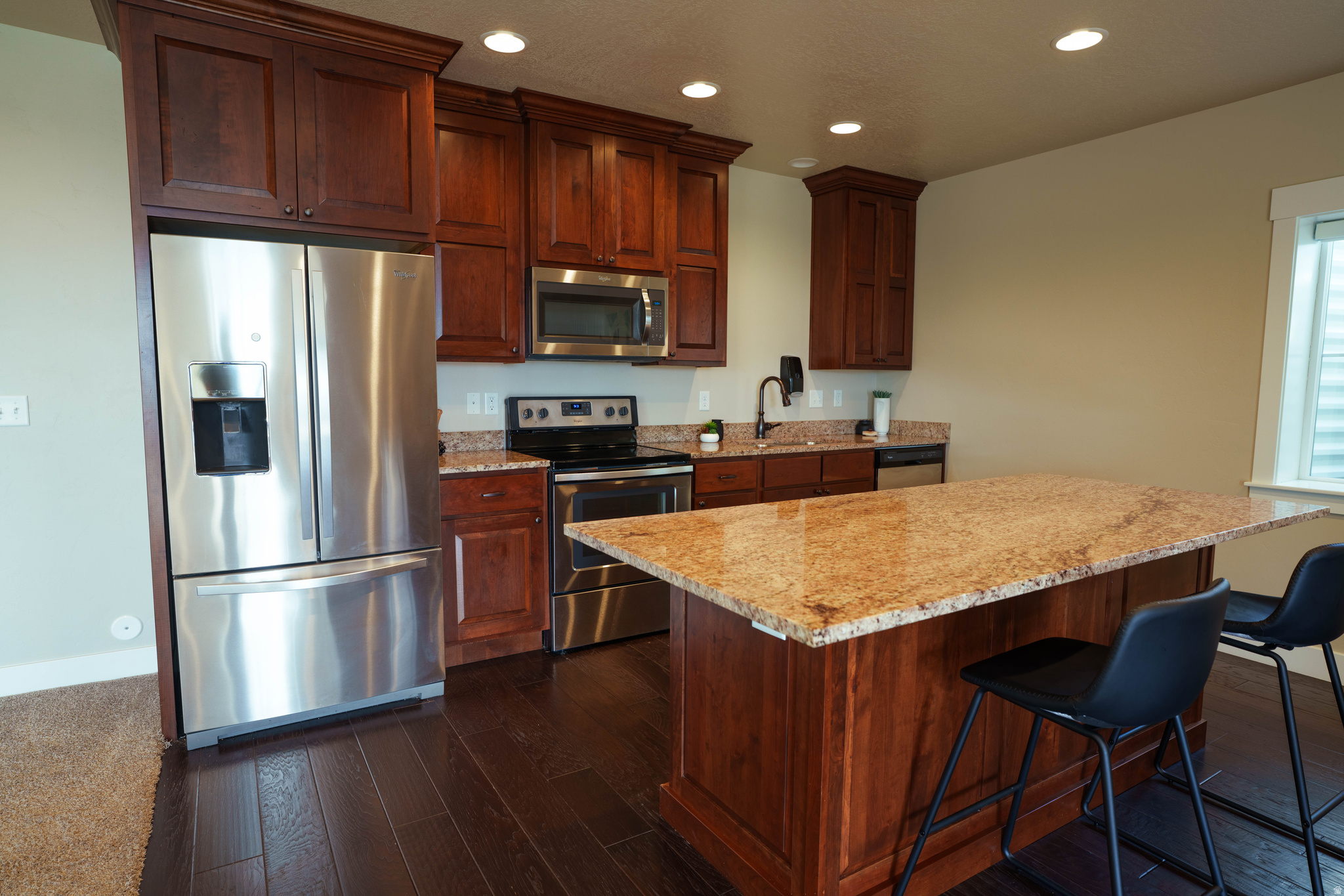 main property photo 44