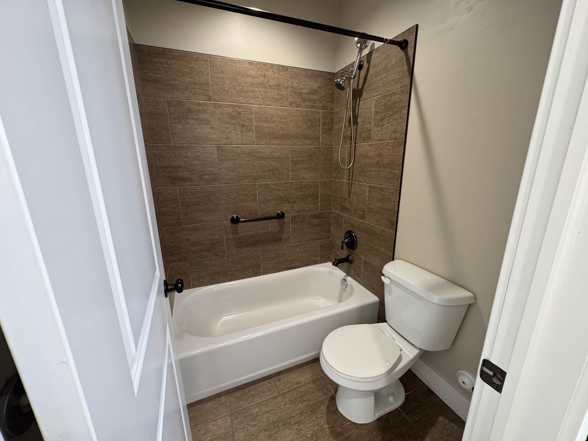 main property photo 54