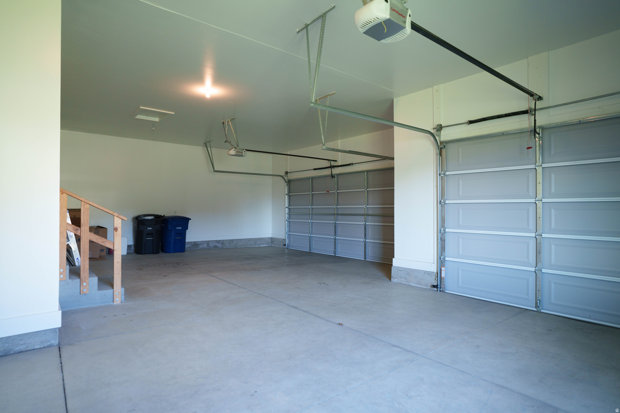 main property photo 60