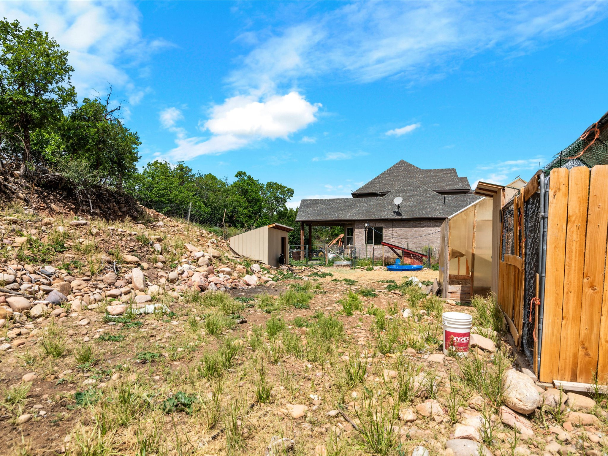 main property photo 50