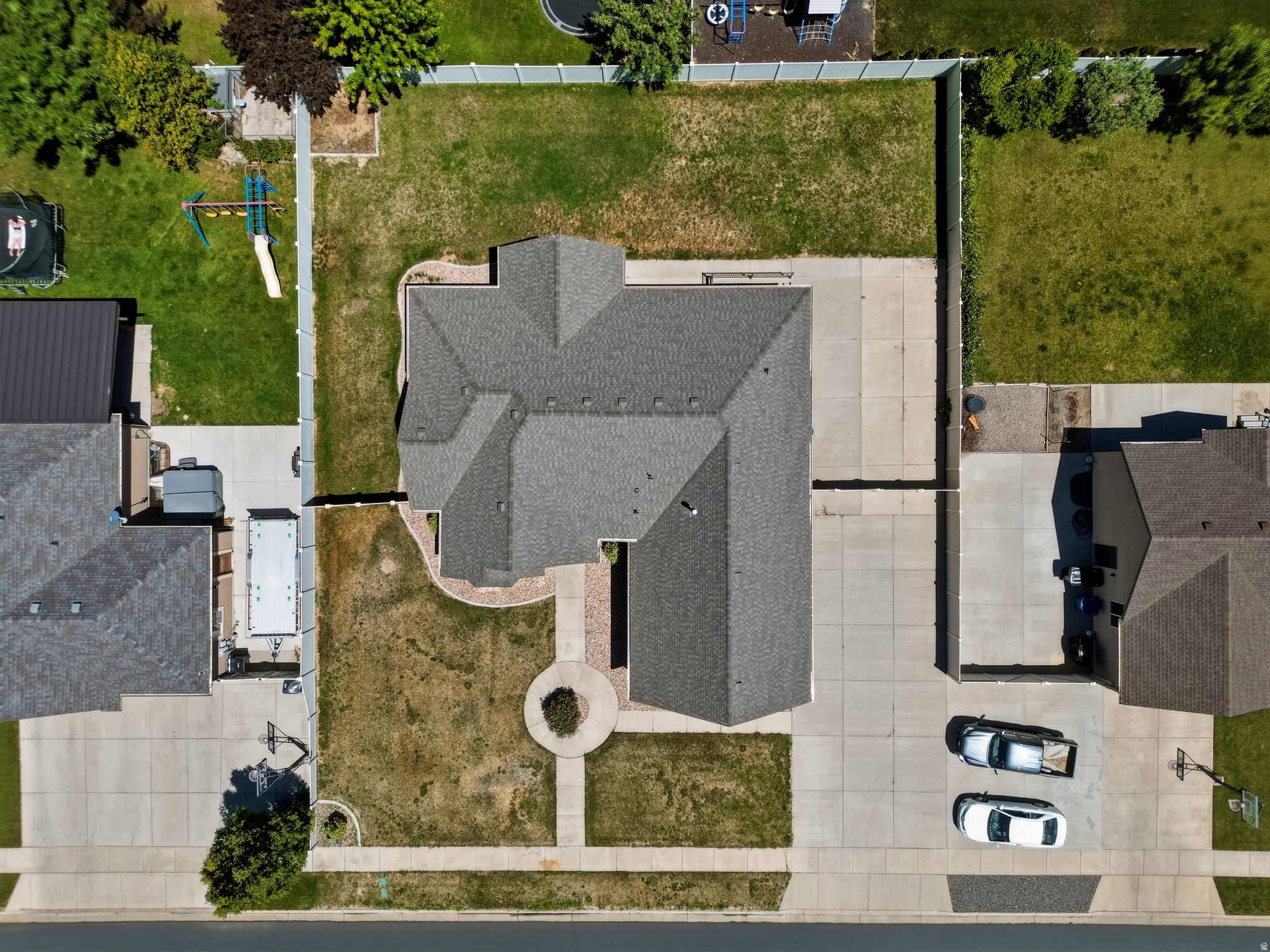 main property photo 51