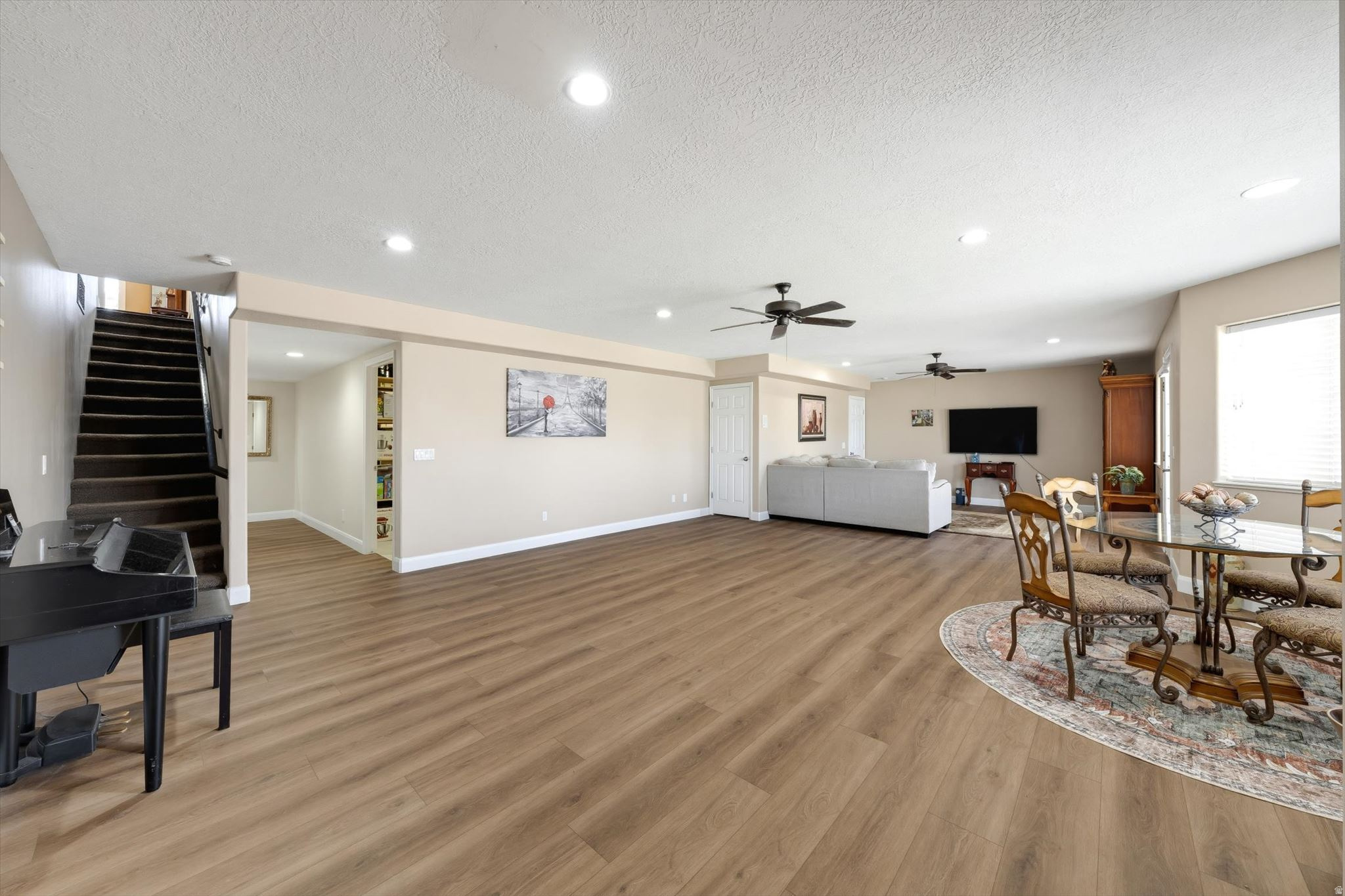 main property photo 67