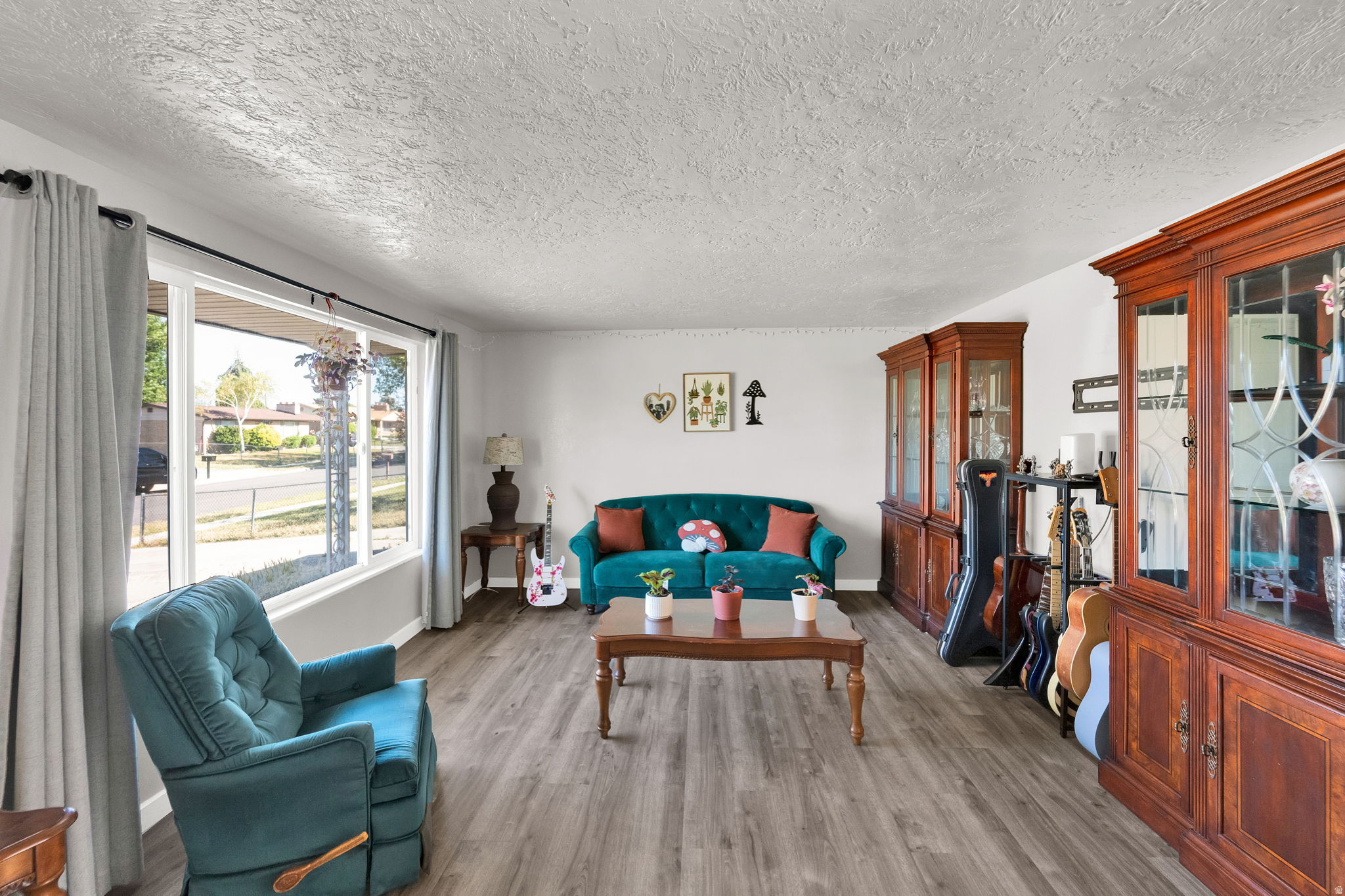 main property photo 15