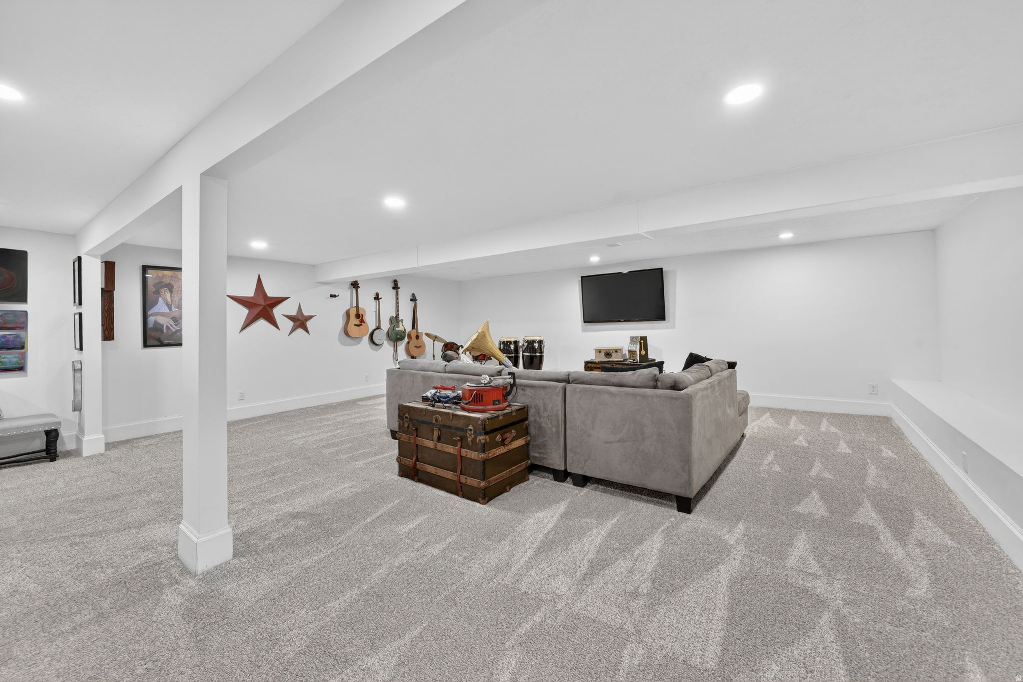 main property photo 73