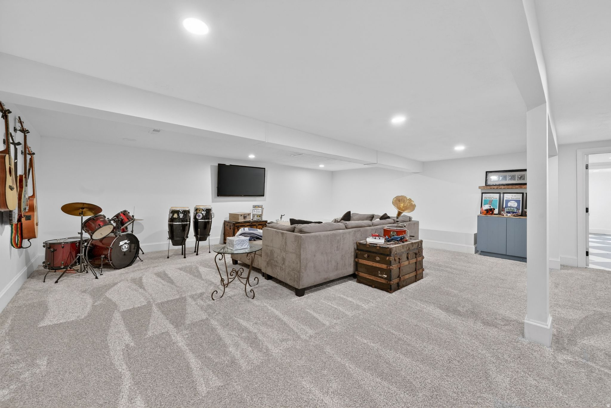 main property photo 74
