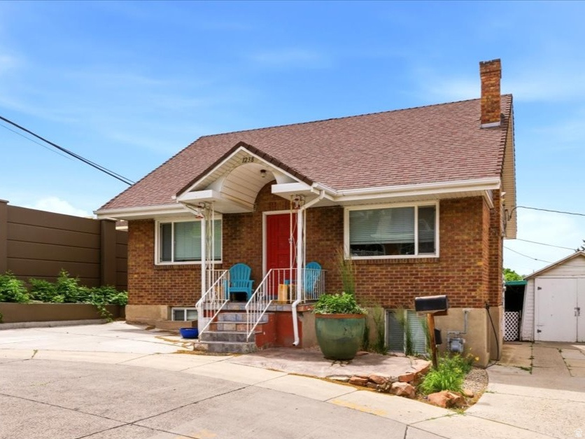 main property photo 1