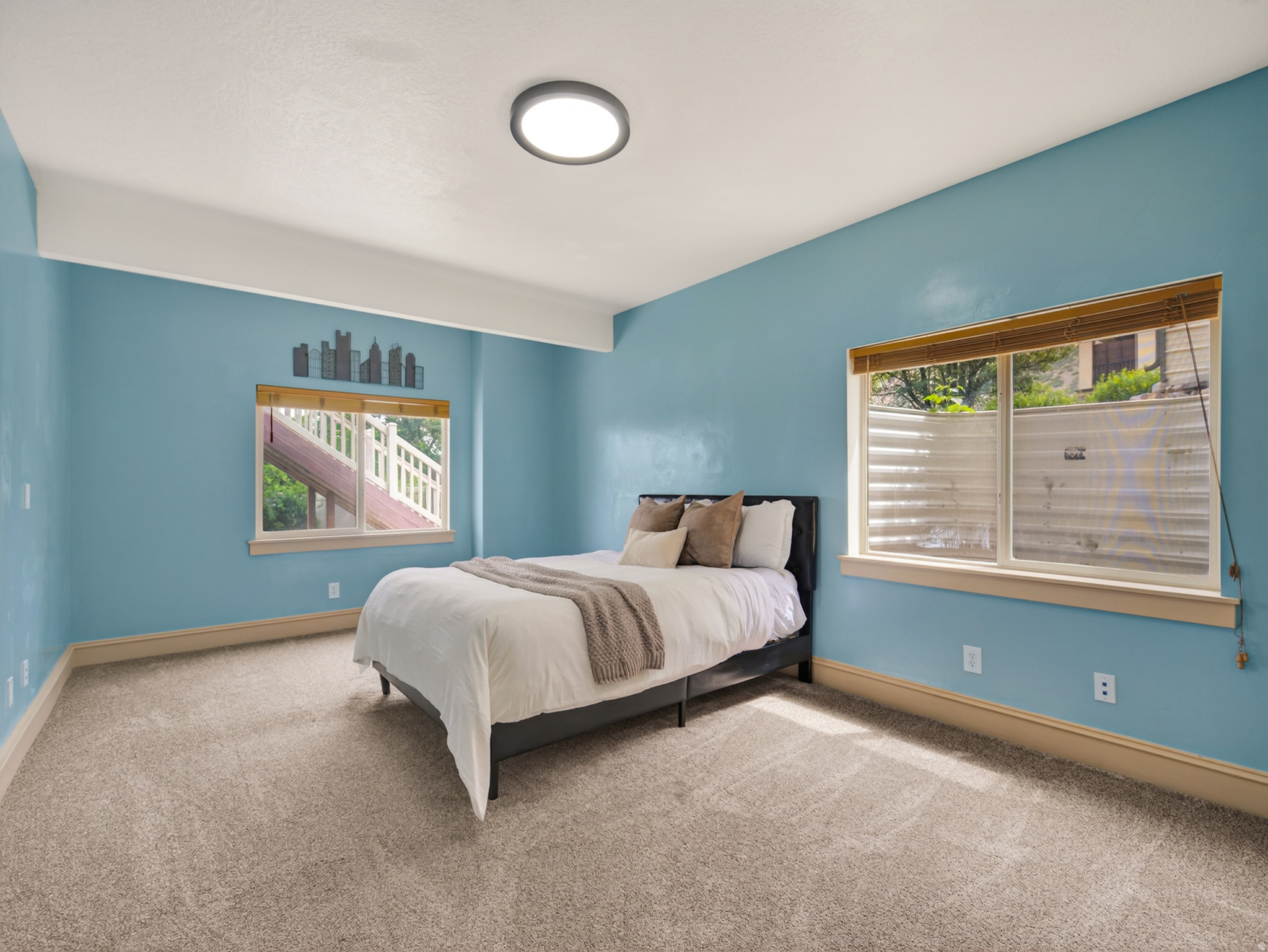 main property photo 25