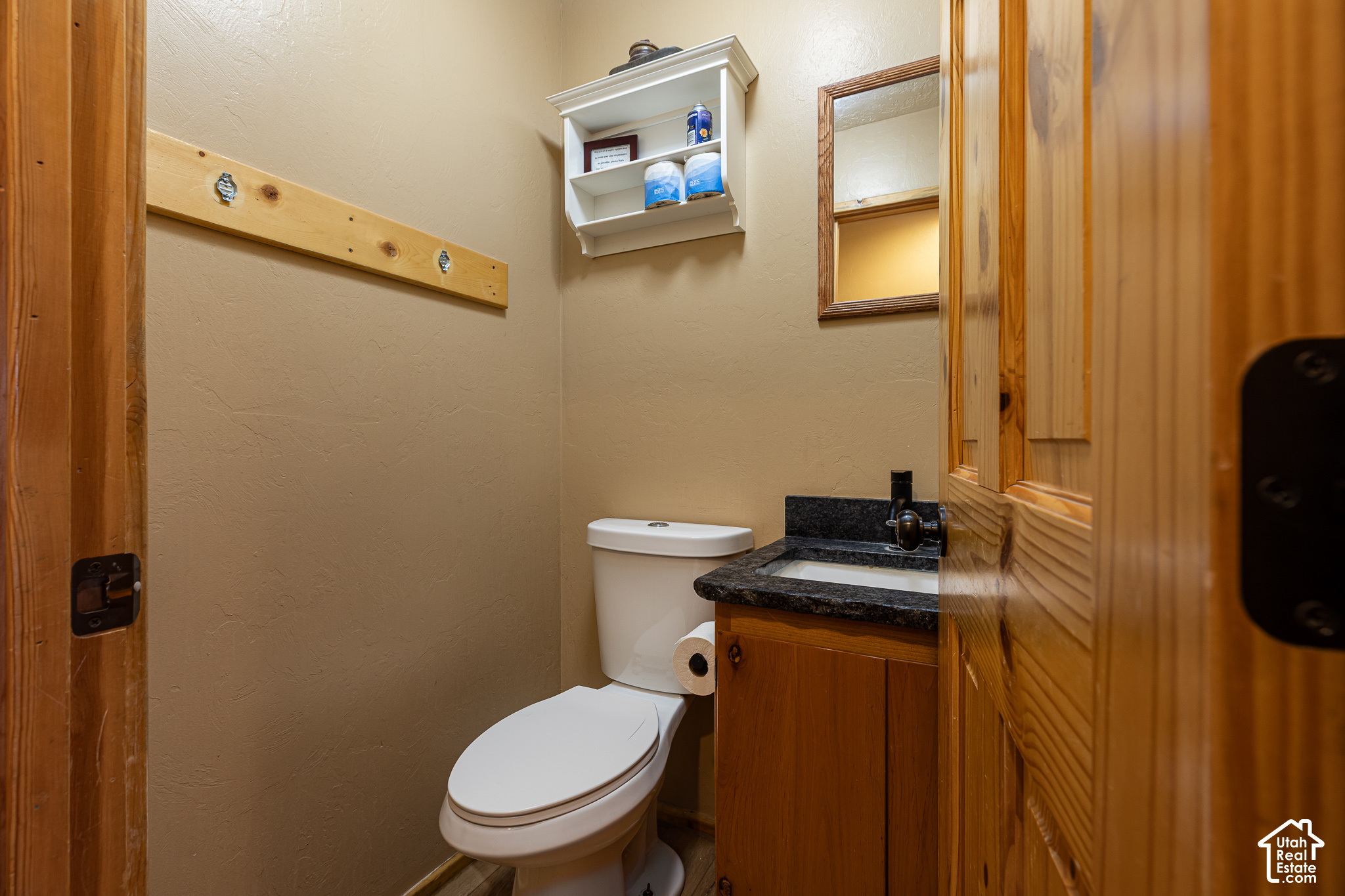 main property photo 11