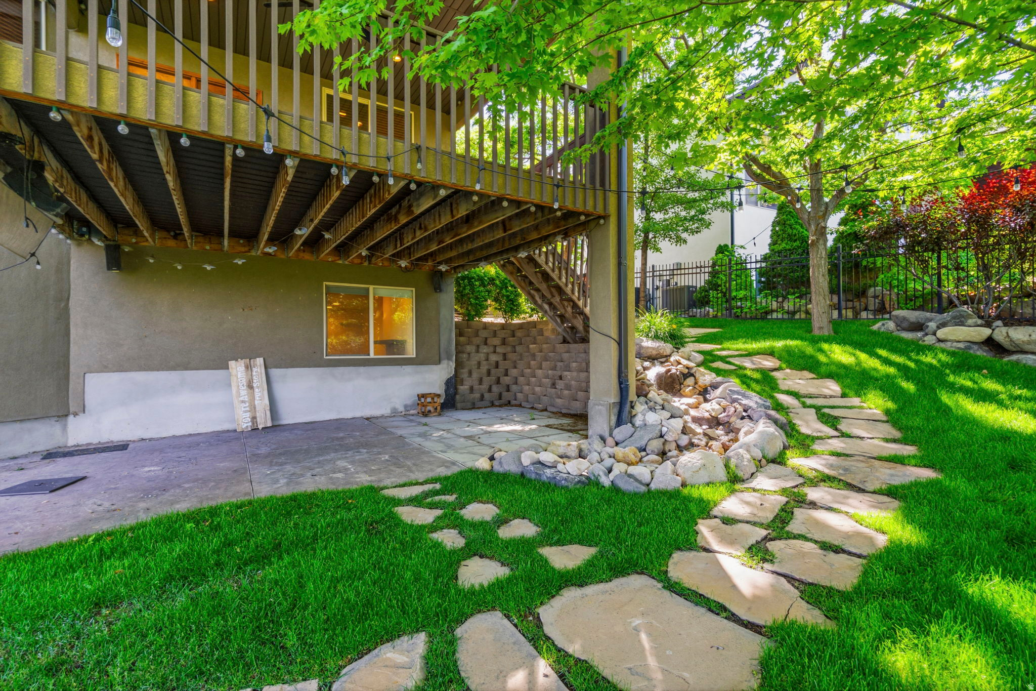 main property photo 47