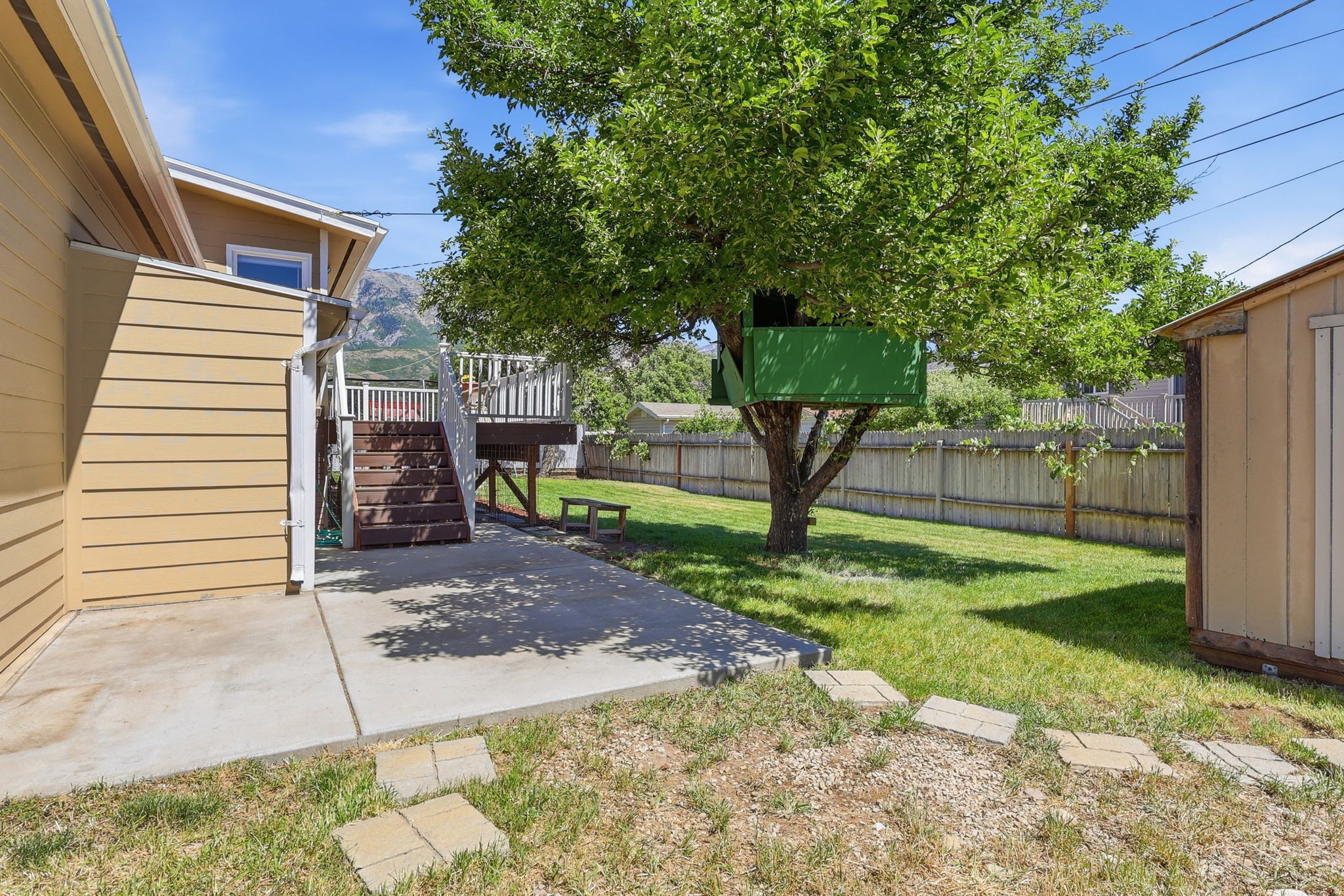 main property photo 19