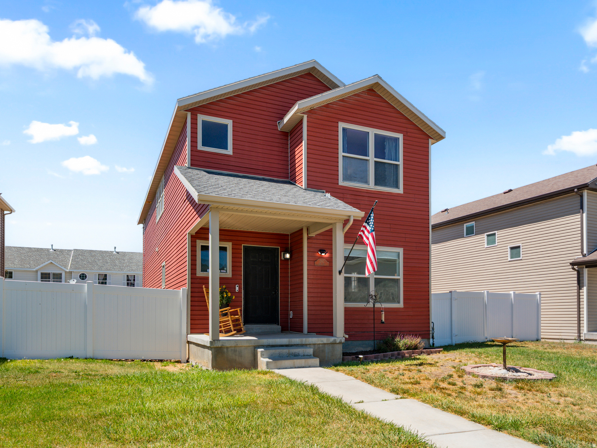 main property photo 23