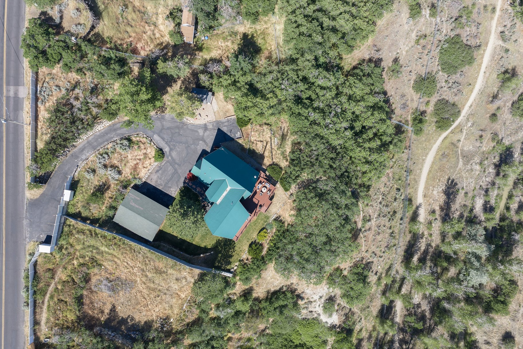 main property photo 24