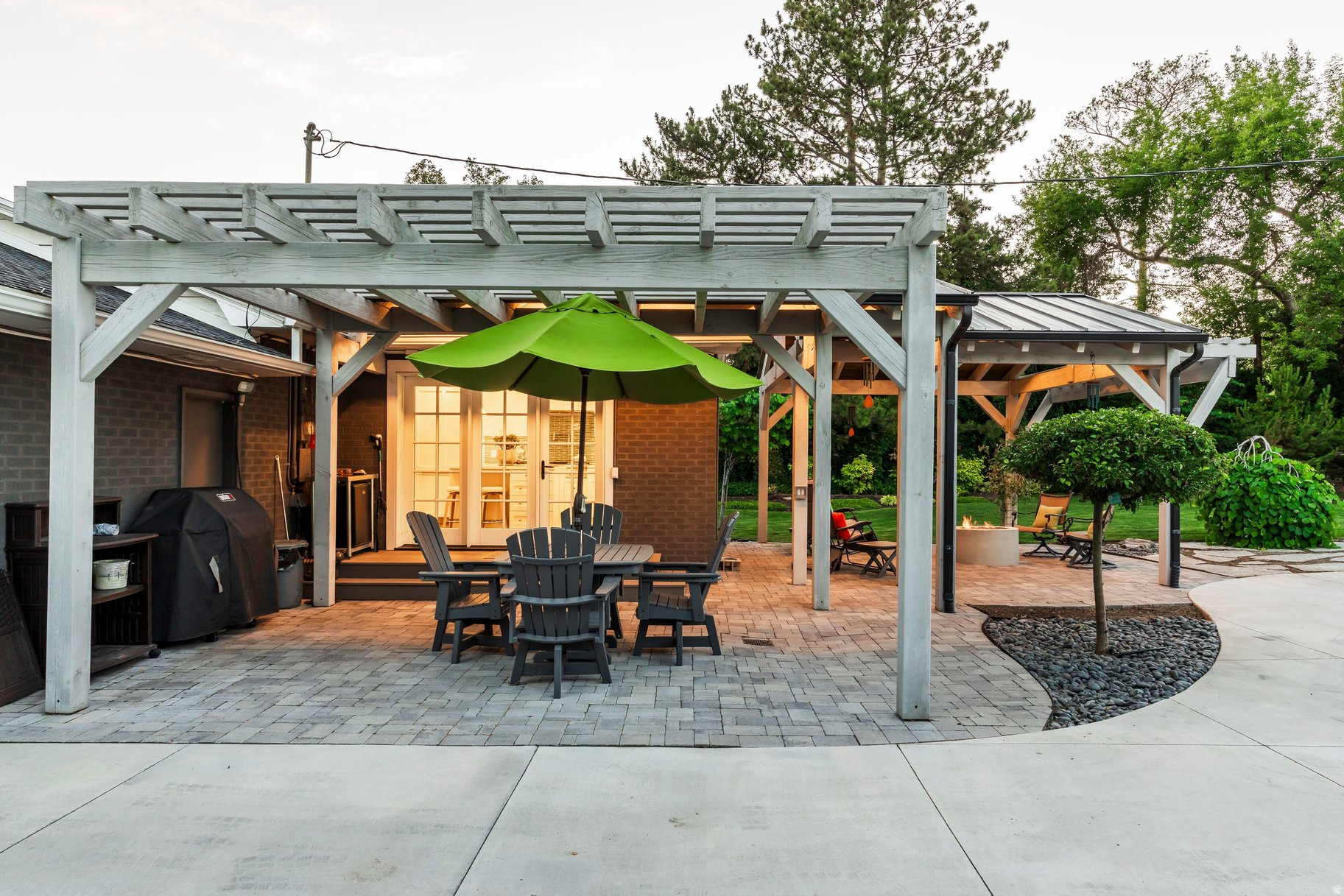 main property photo 51