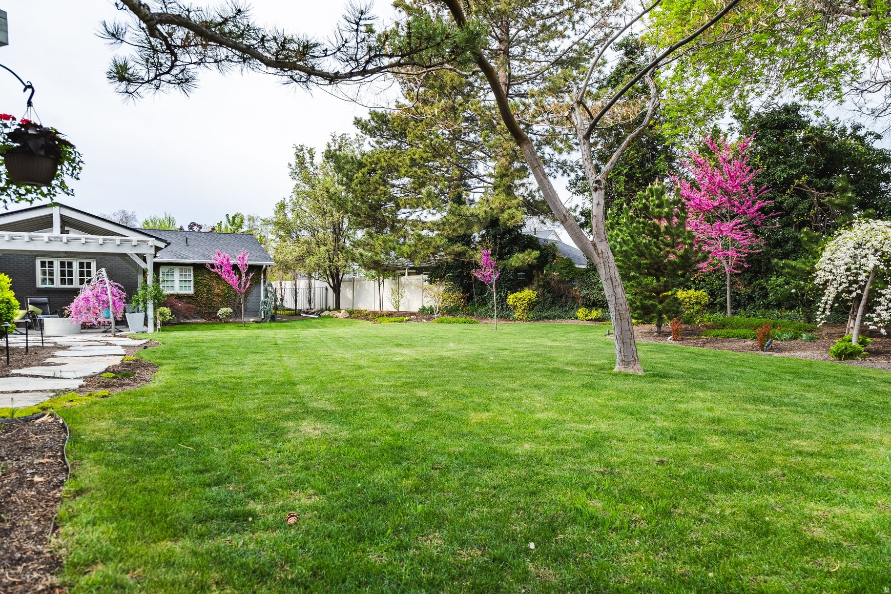 main property photo 81