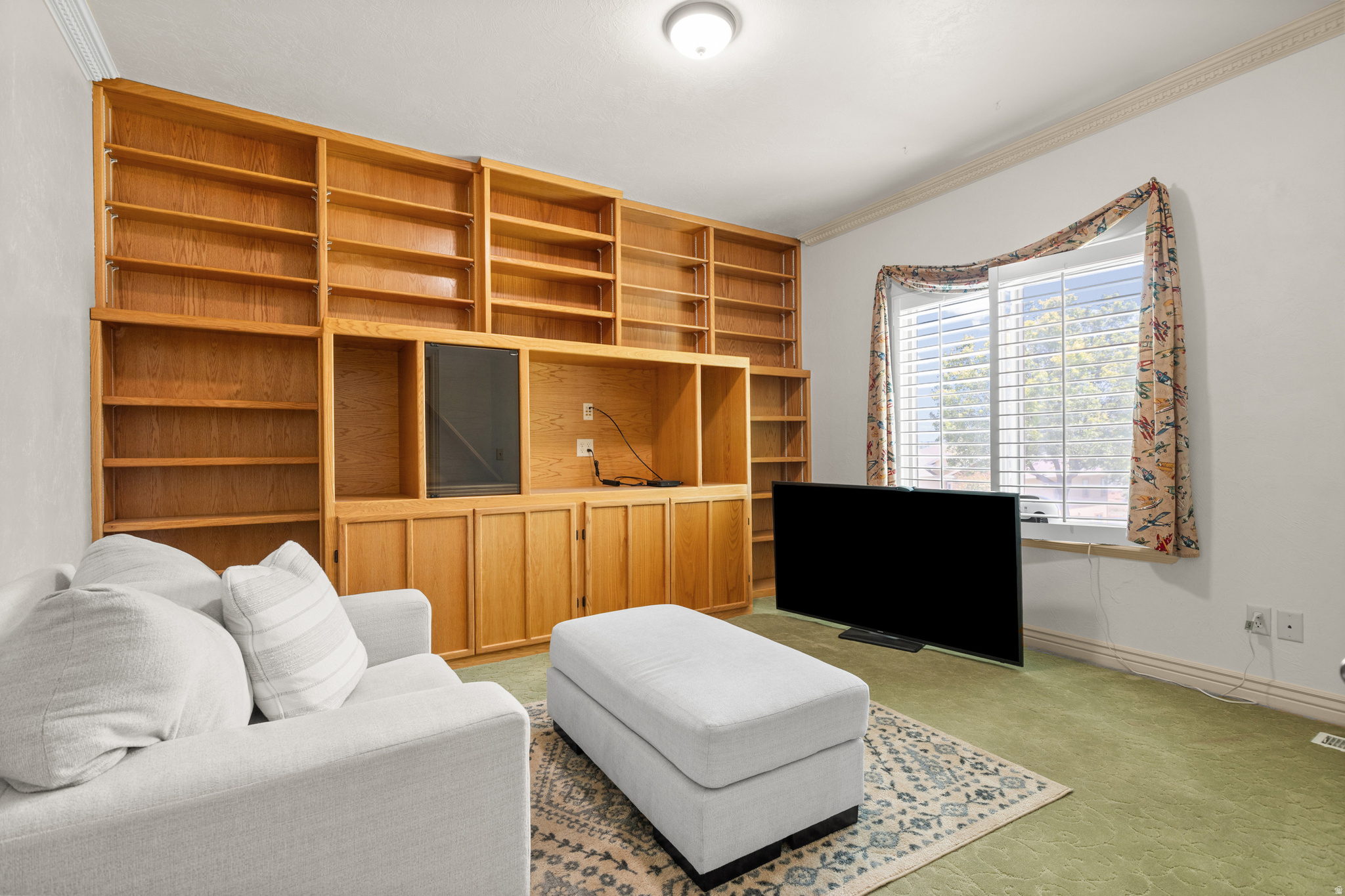 main property photo 8