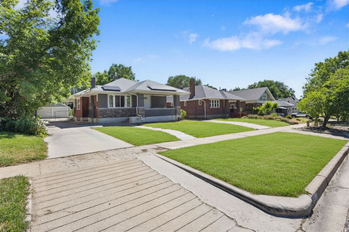 main property photo 21