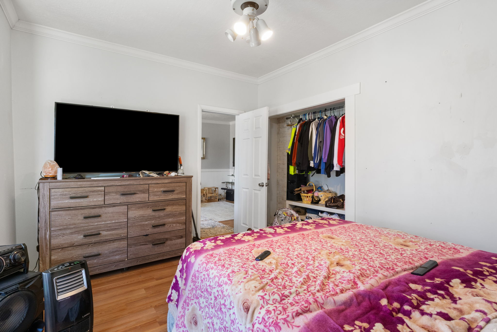main property photo 15