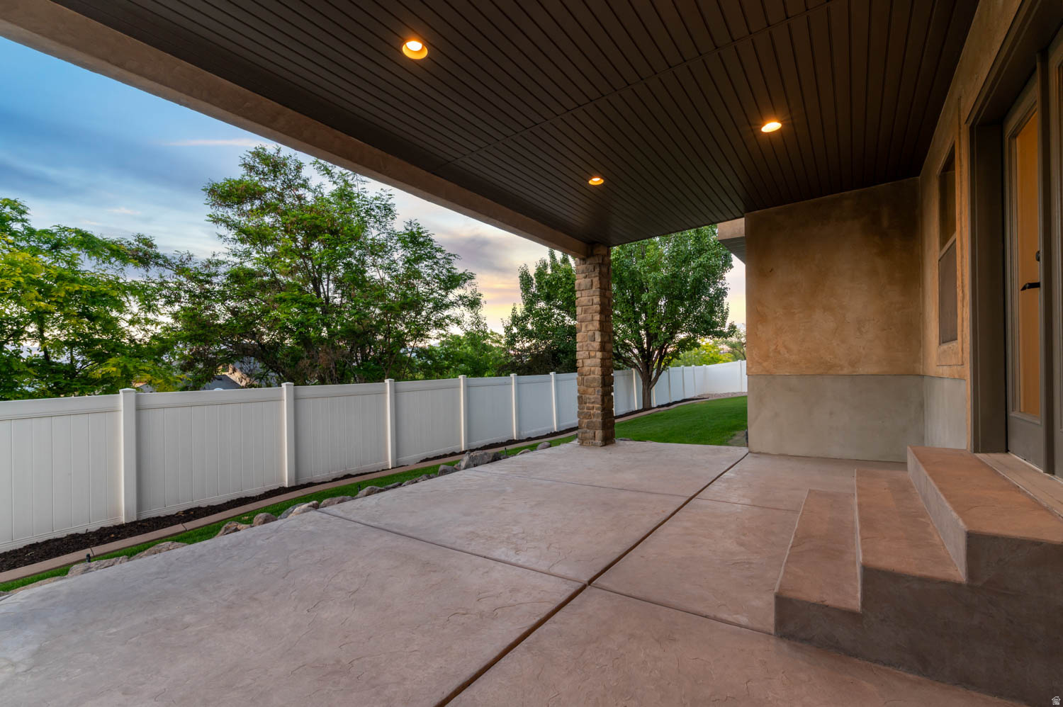 main property photo 63