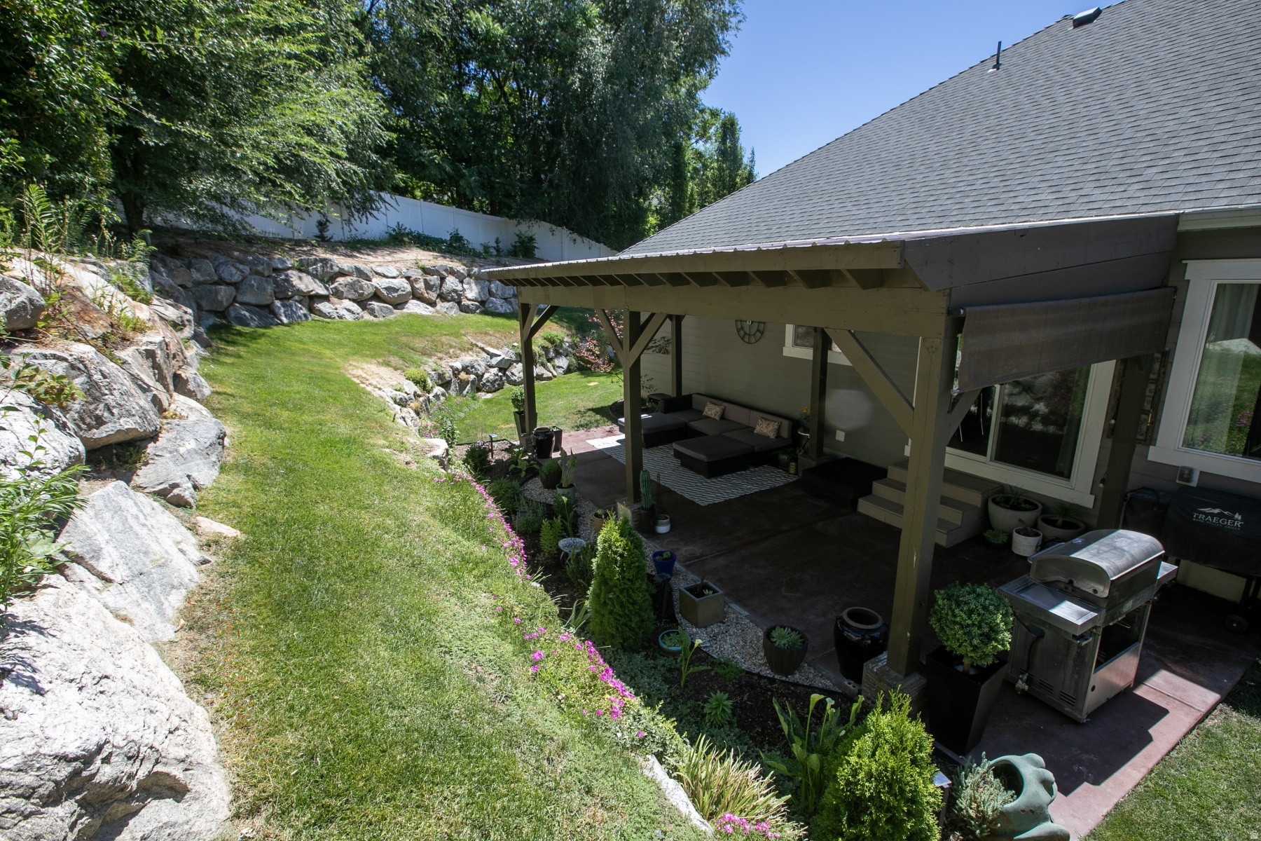 main property photo 61
