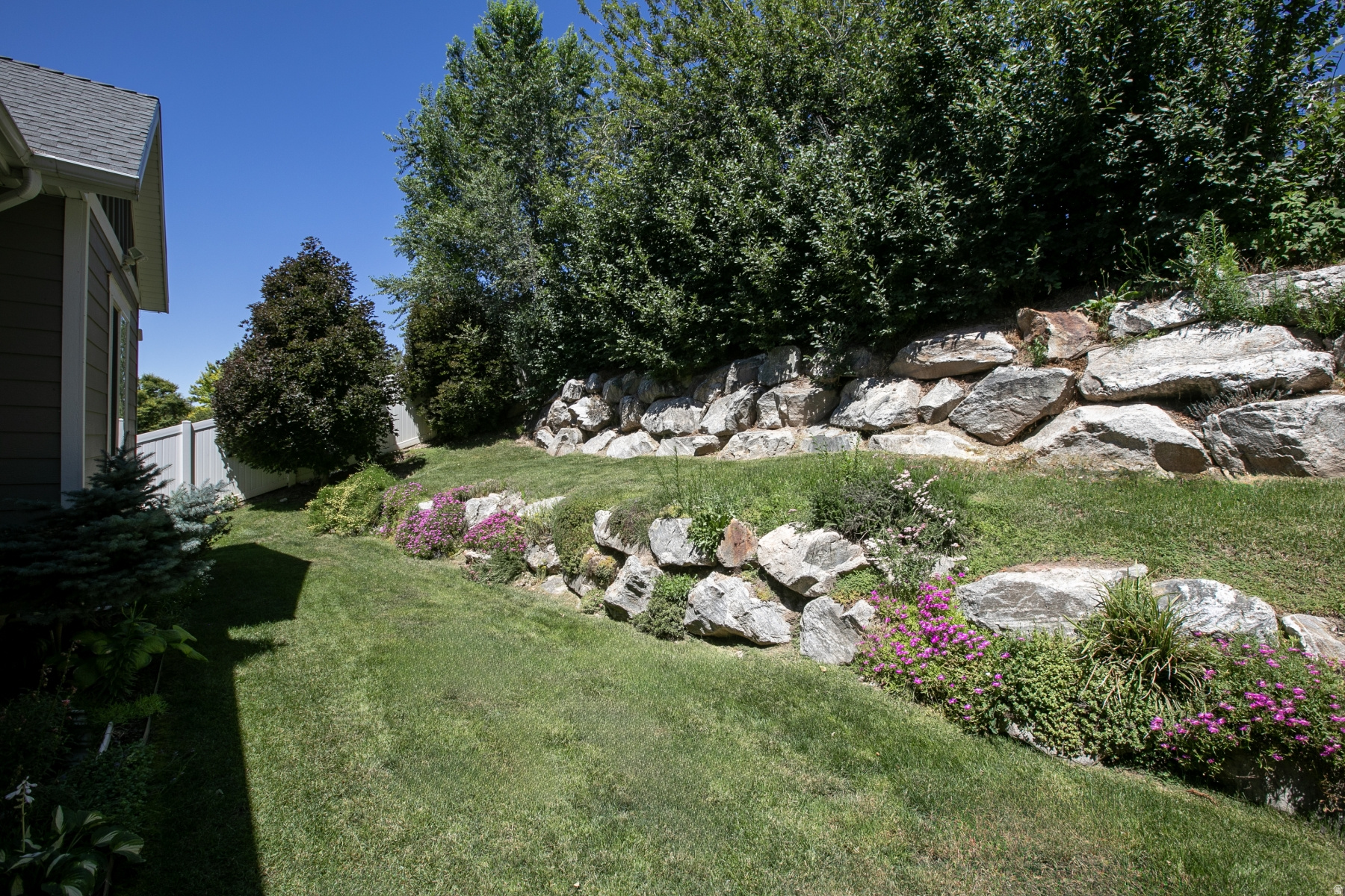 main property photo 72