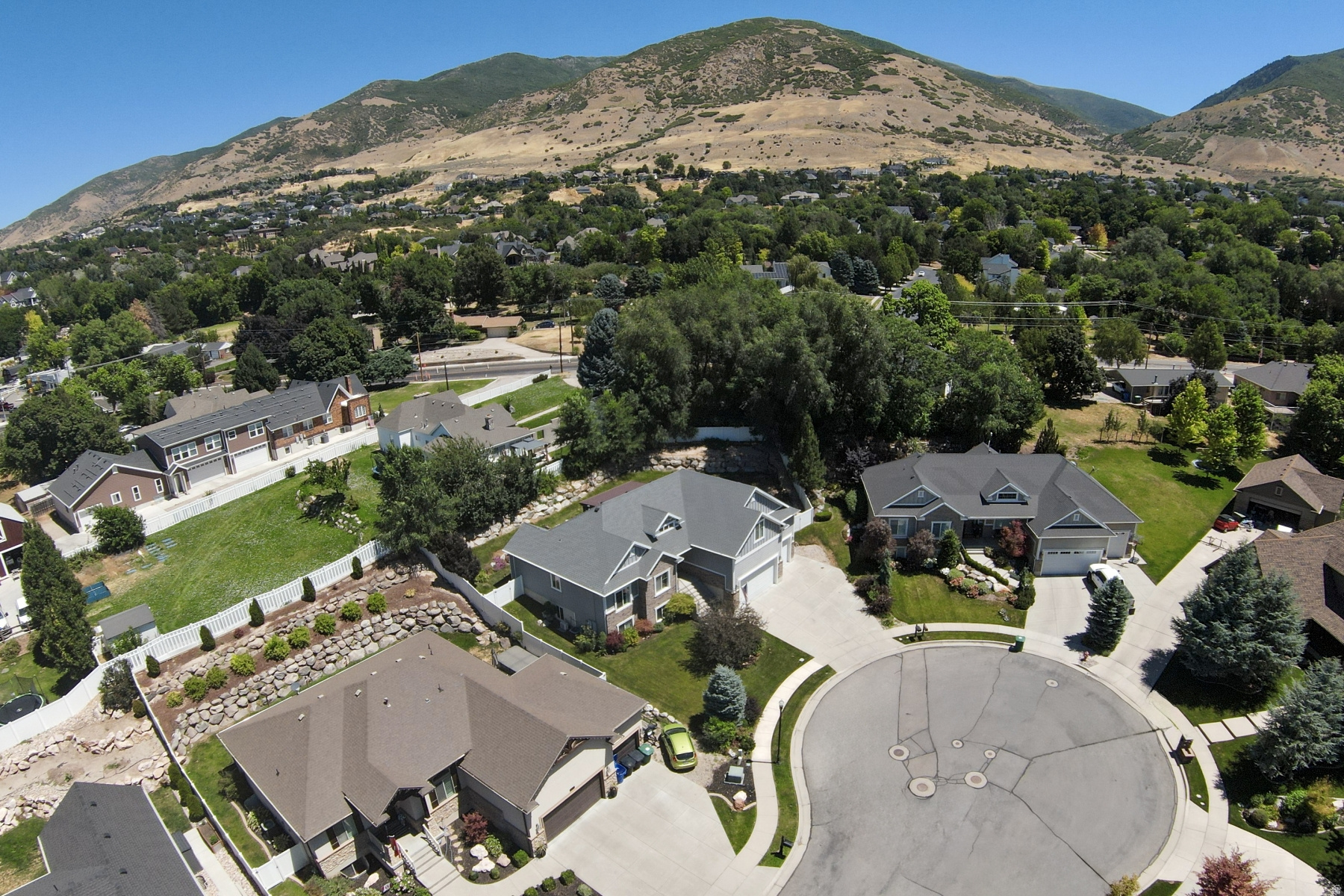 main property photo 83