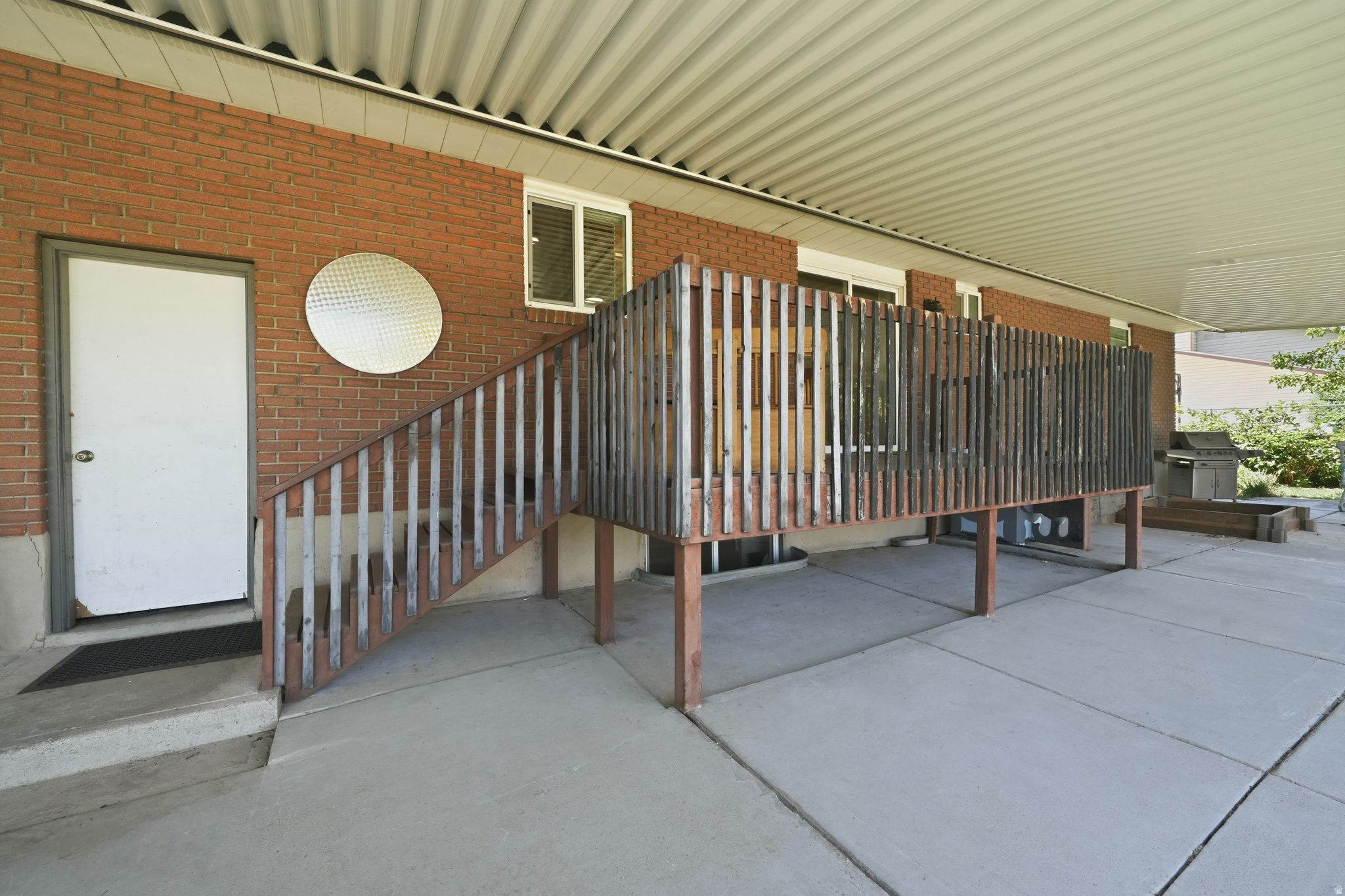 main property photo 37