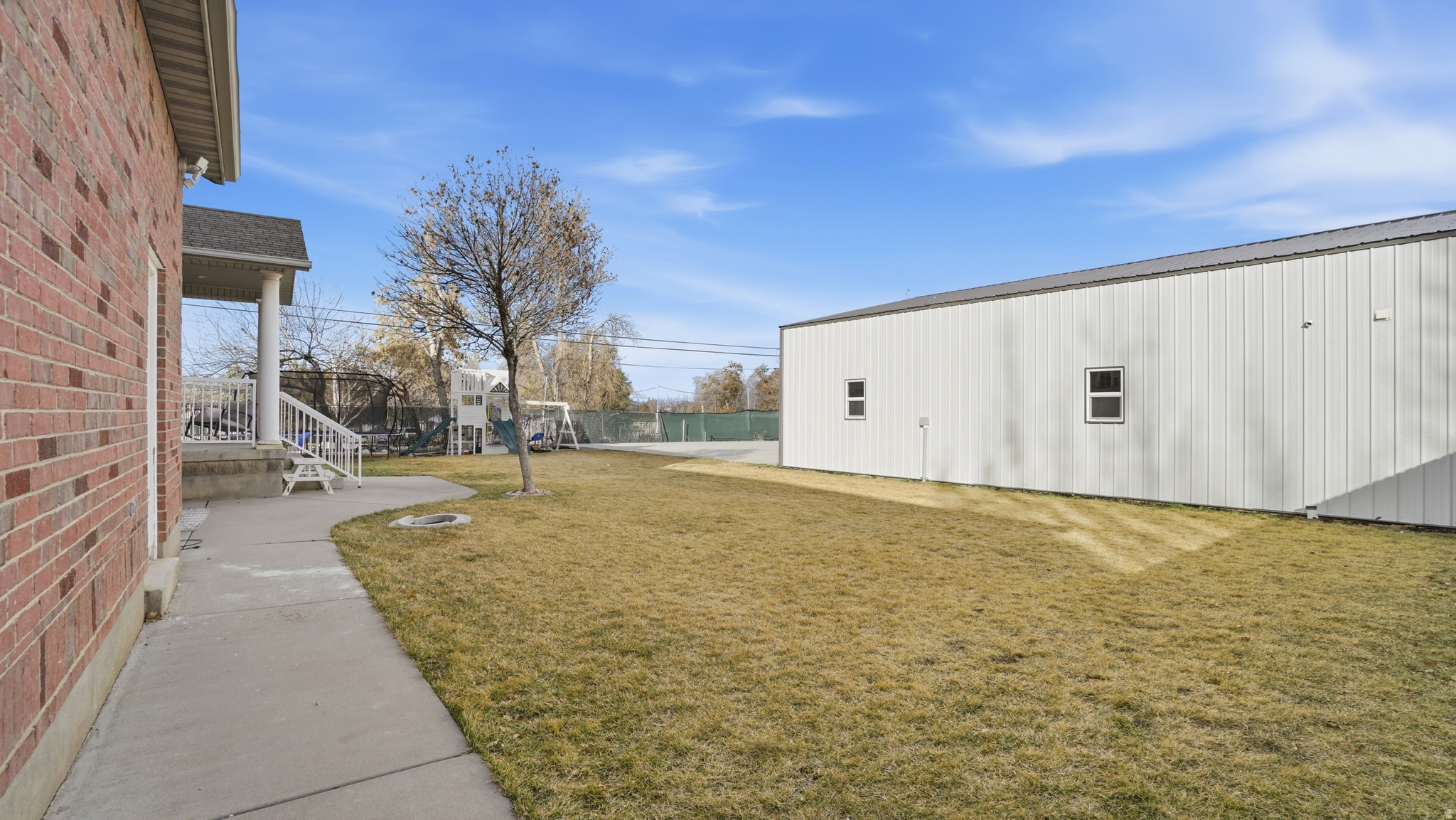 main property photo 42