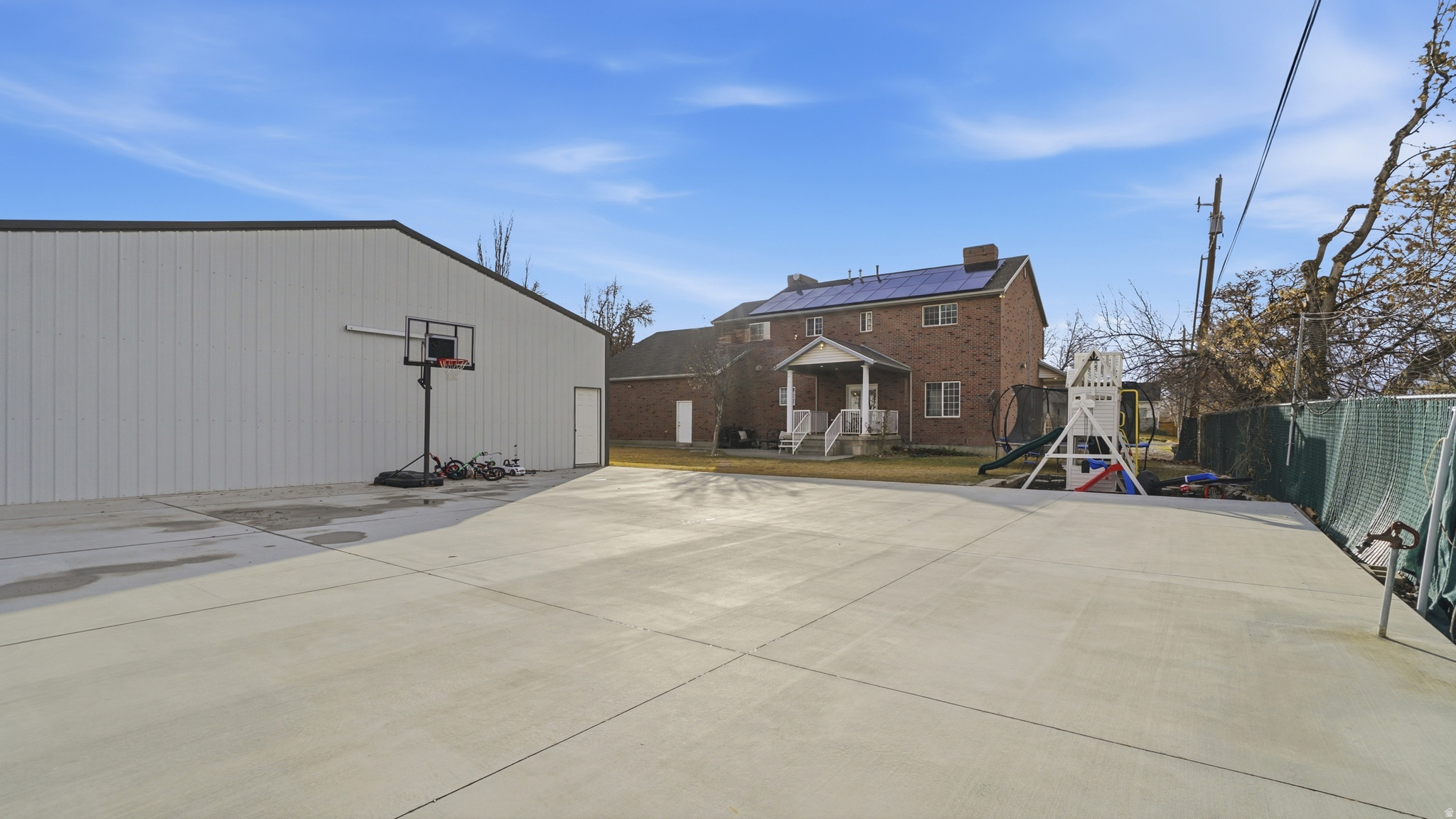 main property photo 43