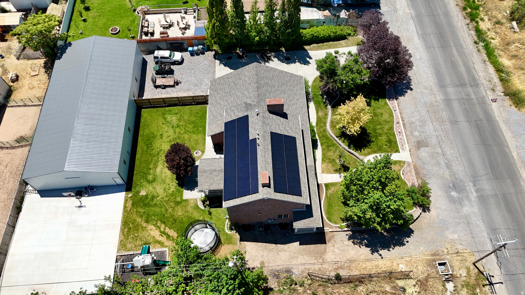 main property photo 44