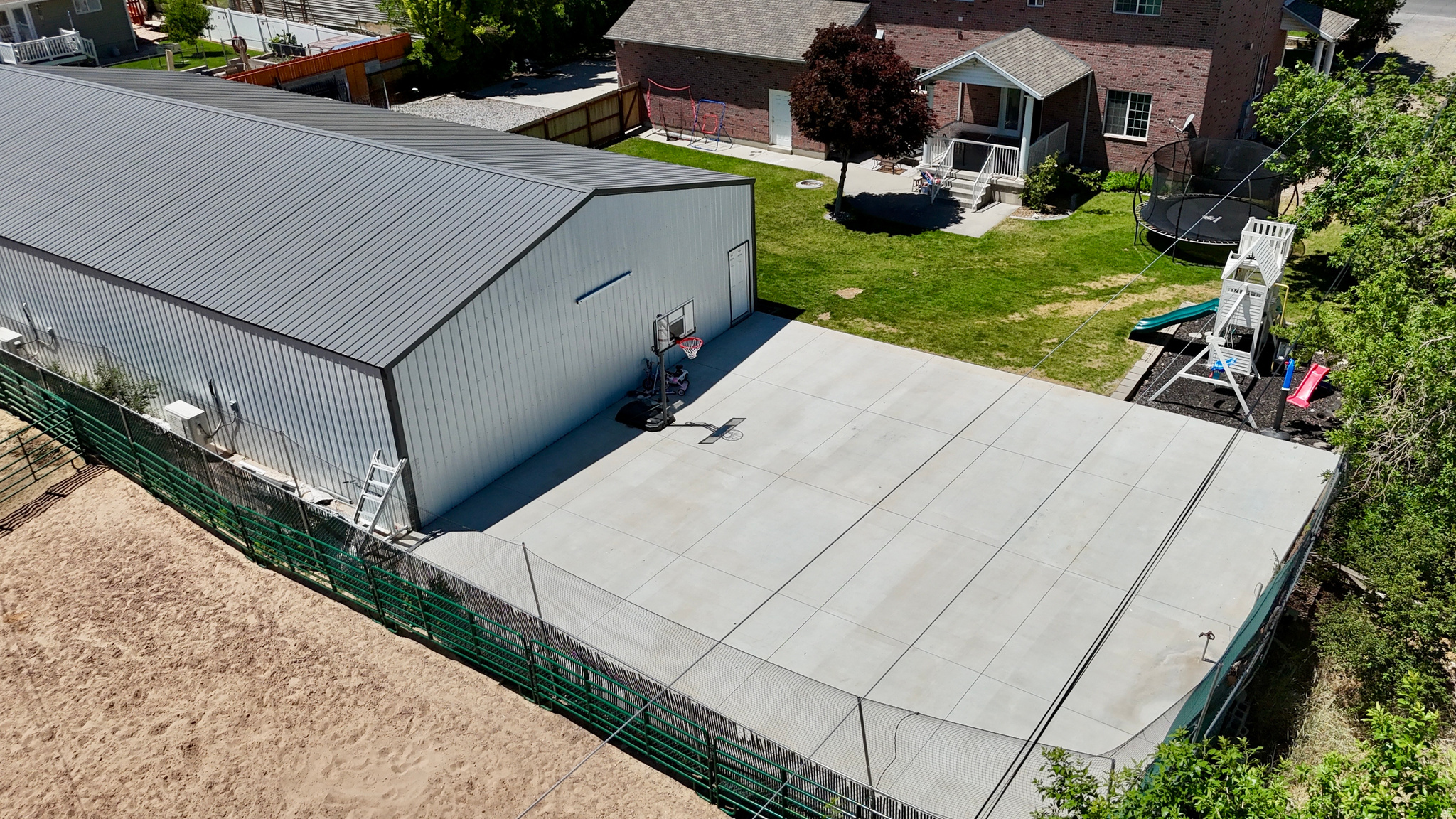 main property photo 48