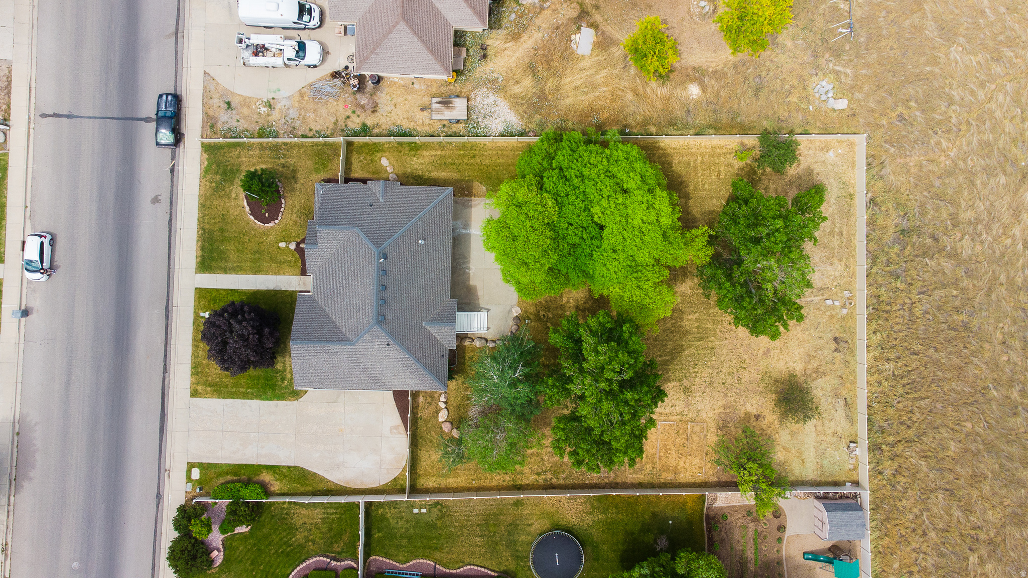 main property photo 20