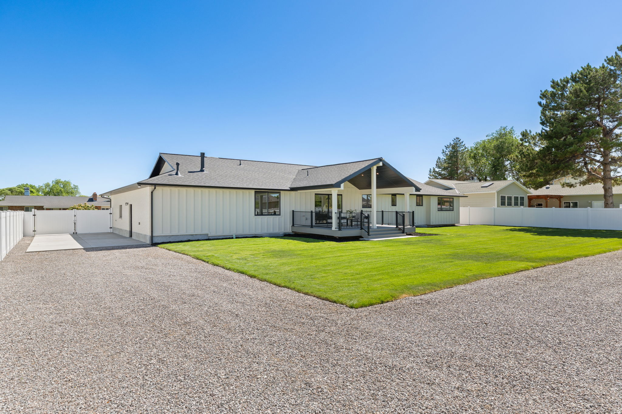 main property photo 60
